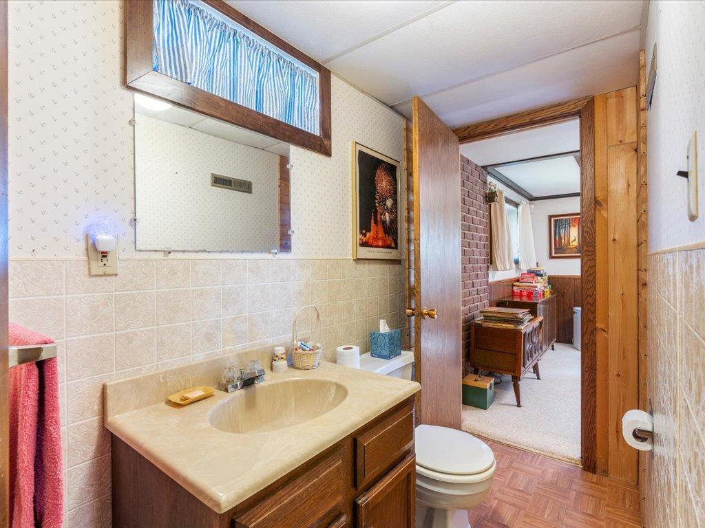 1970 single family home for sale at 12776 Knollwood Drive in Baxter, MN — 5 bed, 2 bath (photo 25 of 45)