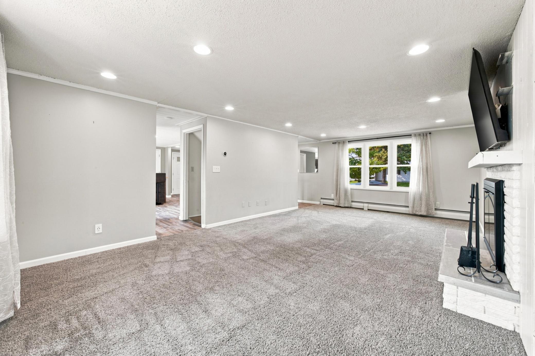 1002 24th Avenue S, Fargo ND 58103 - Photo 5 of 26