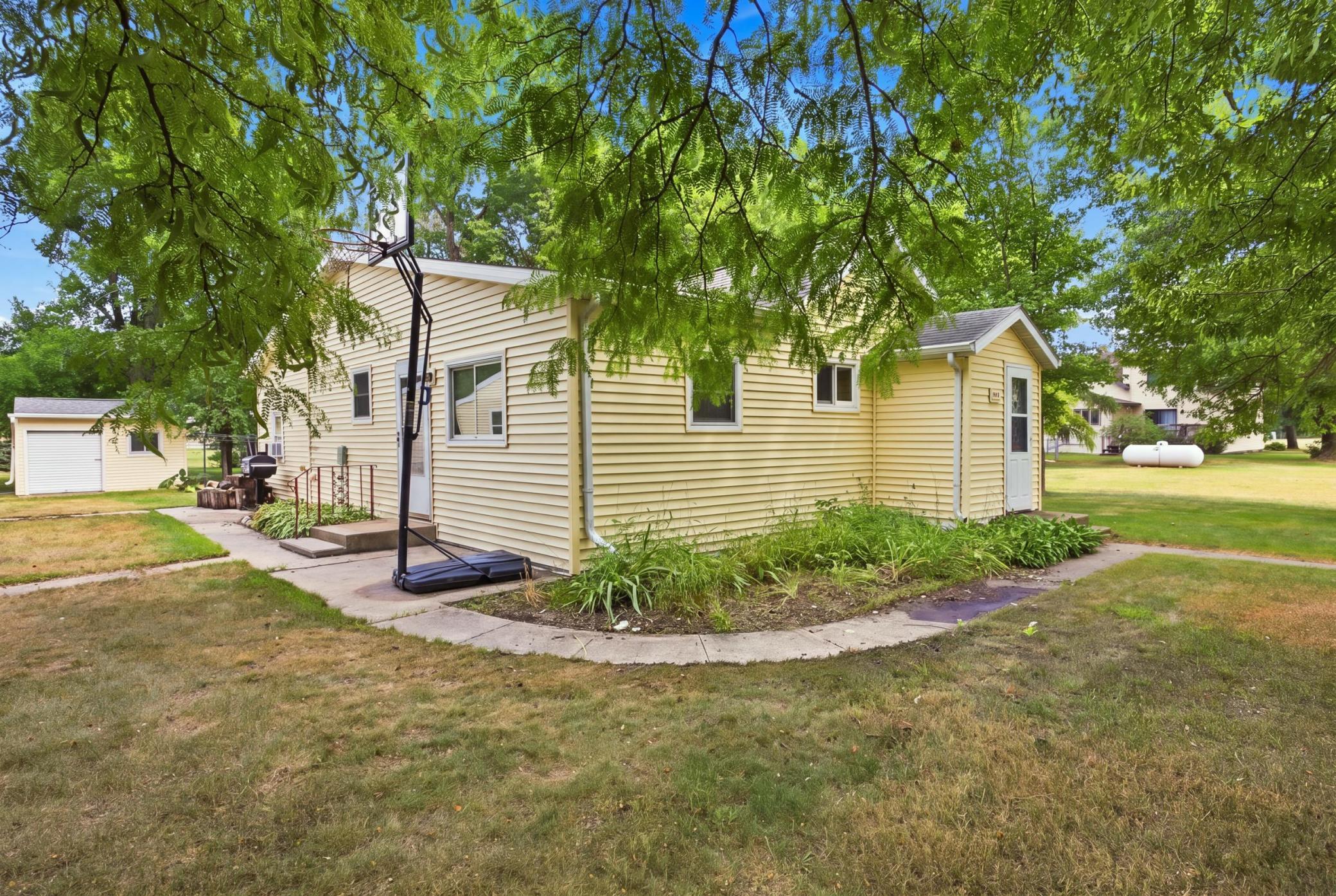200 Grant Street N, Colfax ND 58018 - Photo 2 of 25