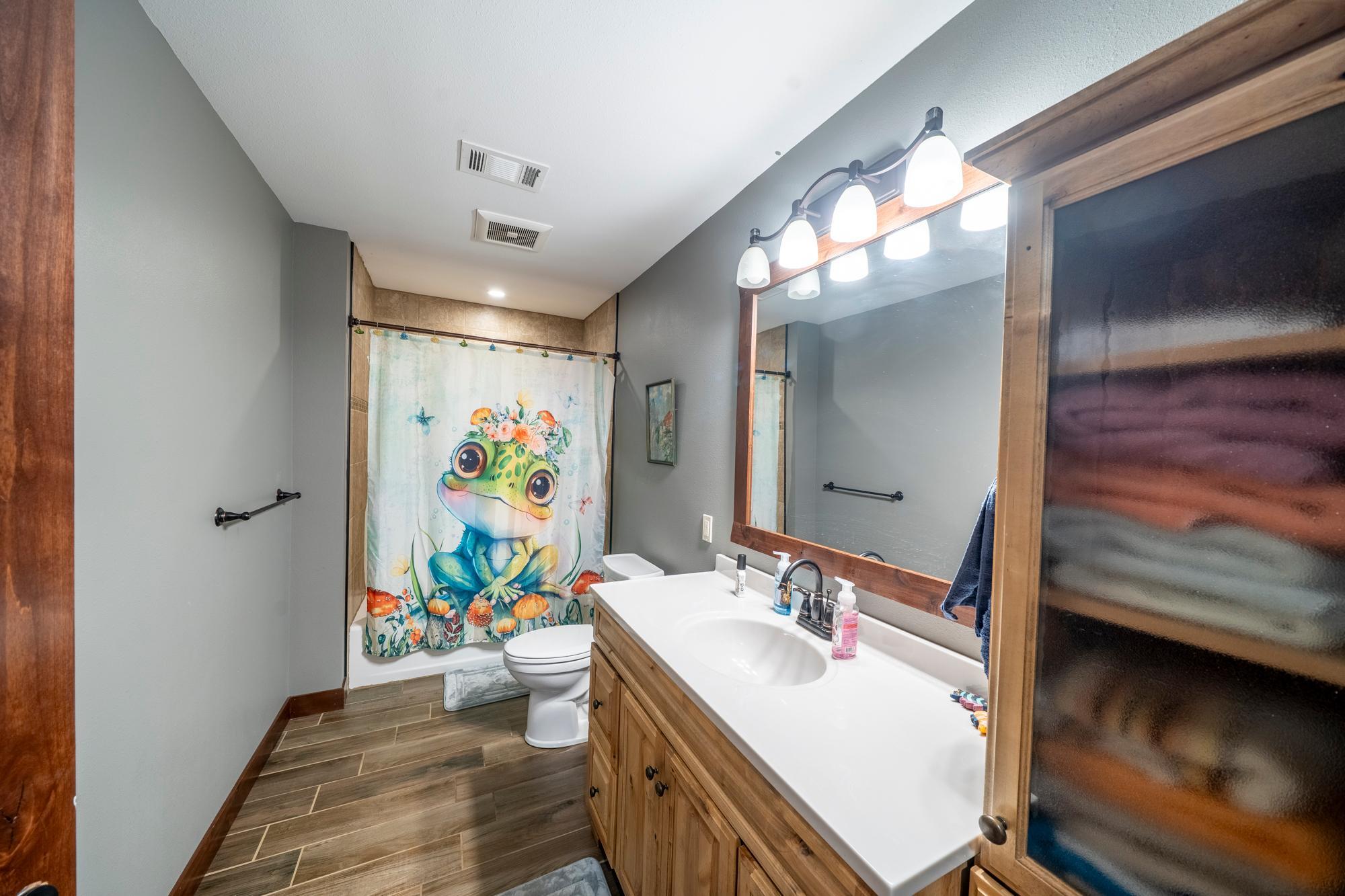 2017 single family home for sale at 26195 County Highway 37 in Detroit Lakes, MN — 4 bed, 2 bath (photo 16 of 41)