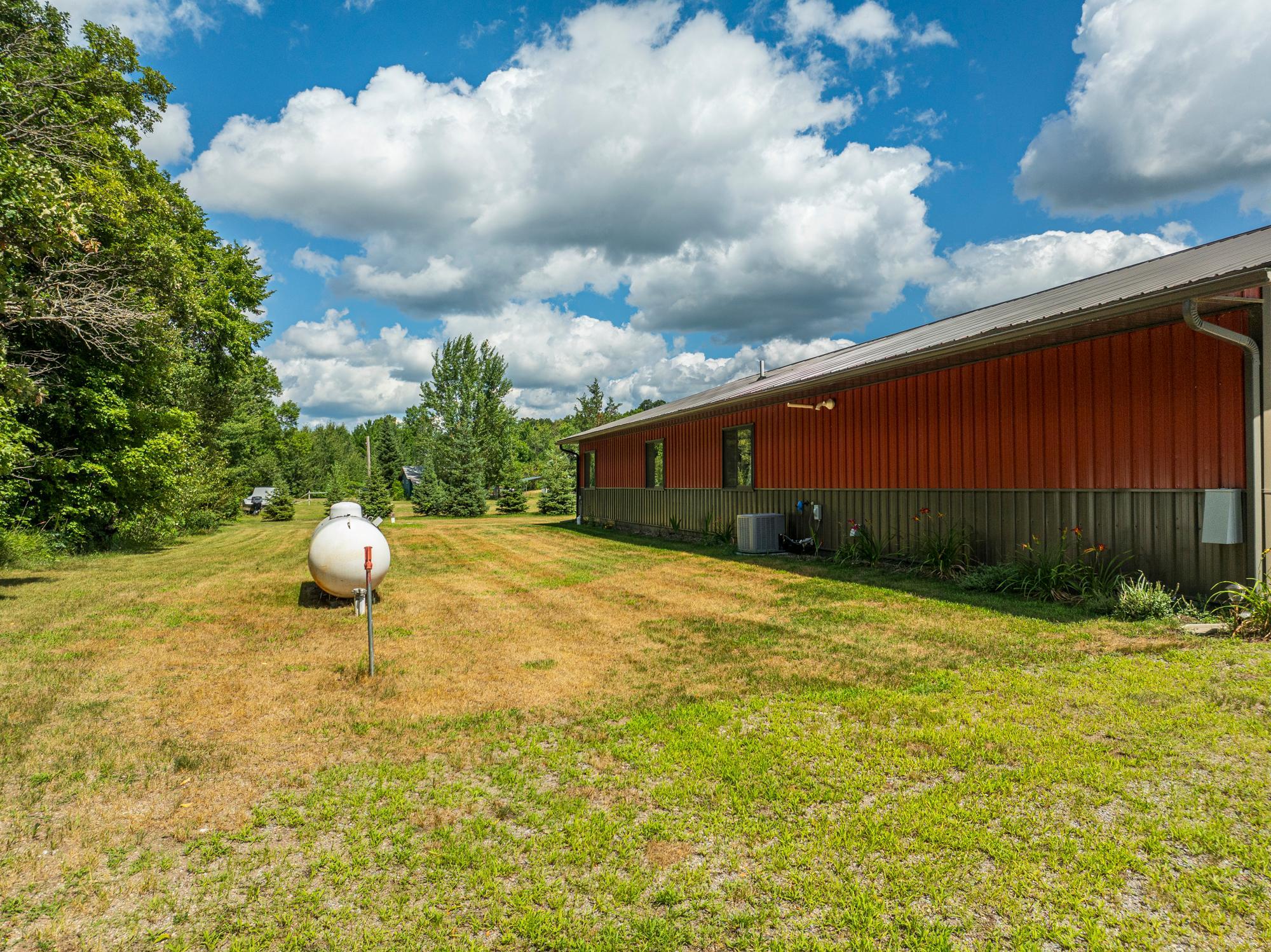 2017 single family home for sale at 26195 County Highway 37 in Detroit Lakes, MN — 4 bed, 2 bath (photo 25 of 41)
