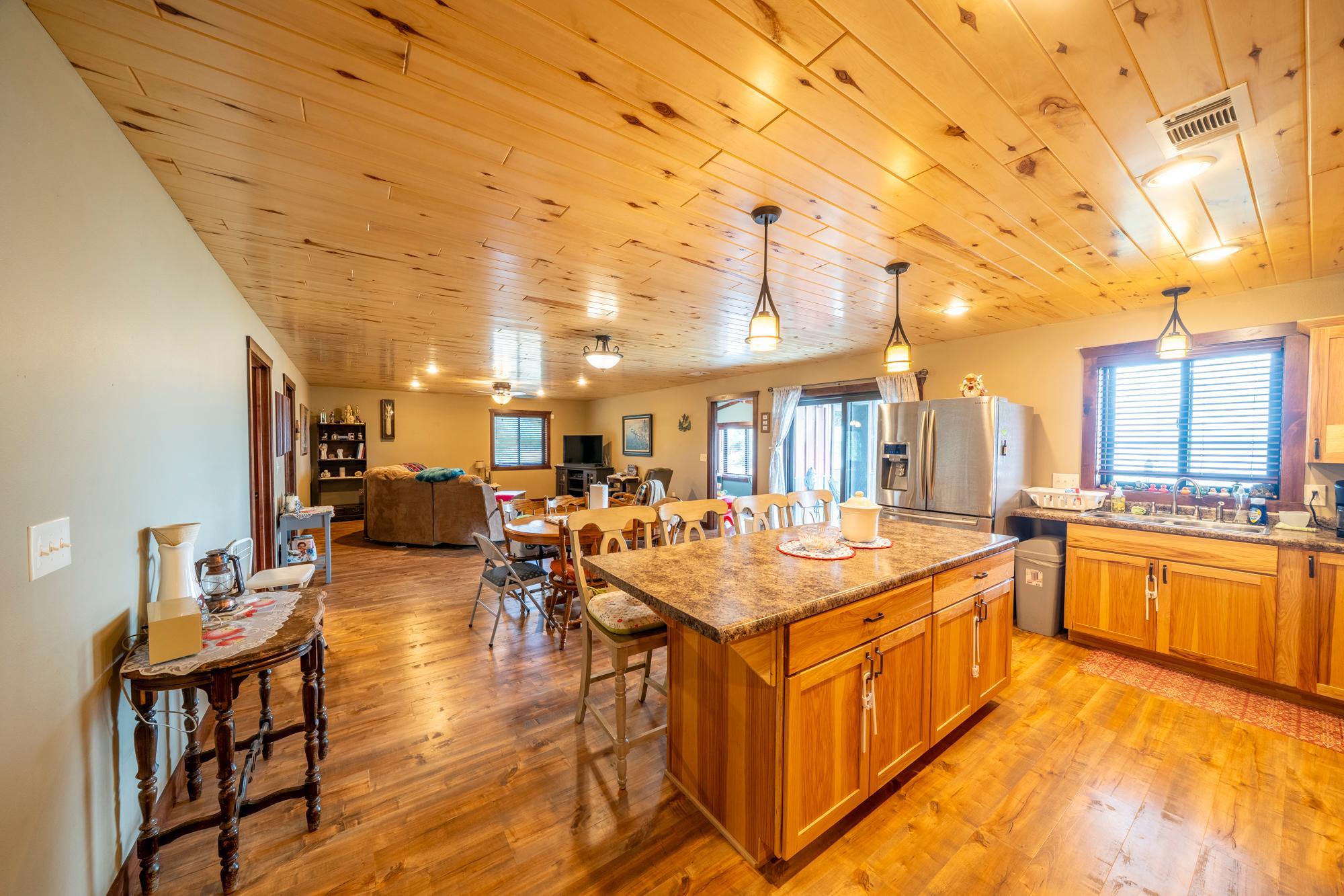 2017 single family home for sale at 26195 County Highway 37 in Detroit Lakes, MN — 4 bed, 2 bath (photo 4 of 41)