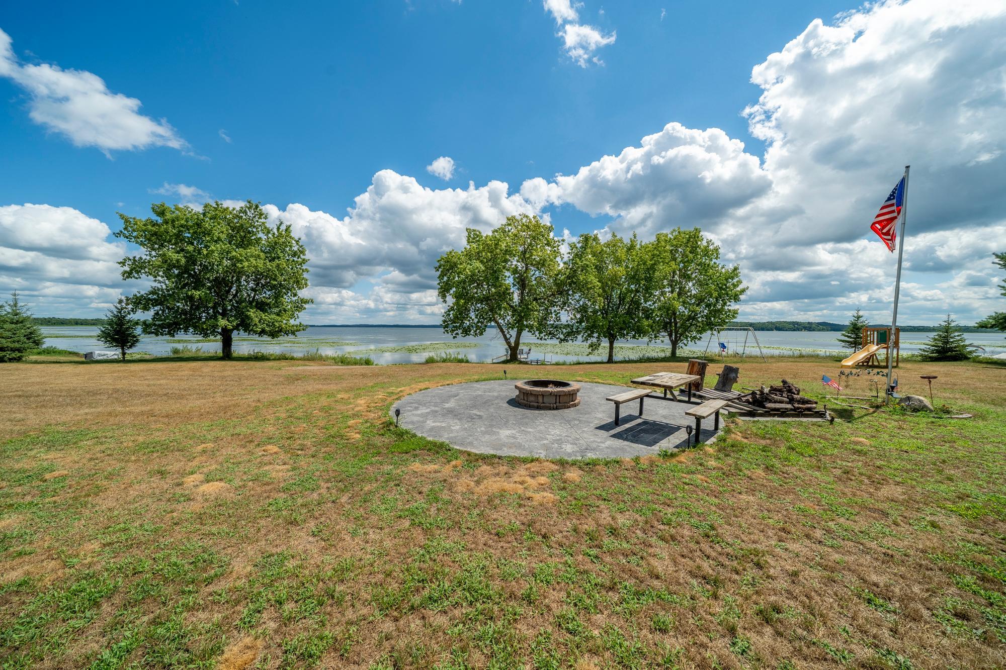 2017 single family home for sale at 26195 County Highway 37 in Detroit Lakes, MN — 4 bed, 2 bath (photo 39 of 41)