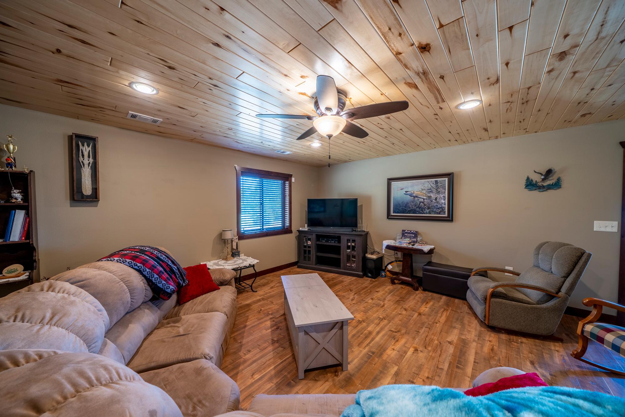 2017 single family home for sale at 26195 County Highway 37 in Detroit Lakes, MN — 4 bed, 2 bath (photo 9 of 41)