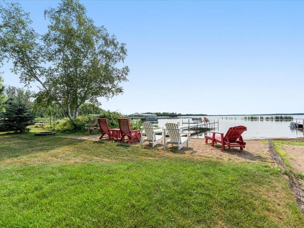 1987 townhouse for sale at 30926 N Lakeview Drive in Breezy Point, MN — 3 bed, 3 bath (photo 3 of 35)
