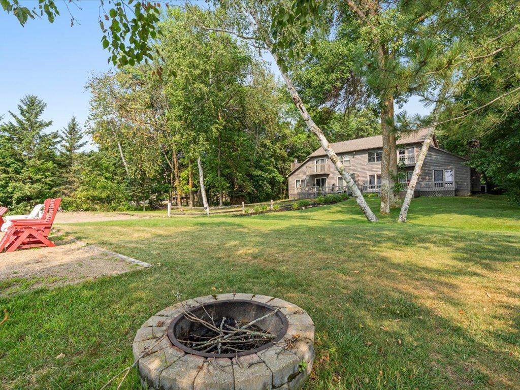 1987 townhouse for sale at 30926 N Lakeview Drive in Breezy Point, MN — 3 bed, 3 bath (photo 31 of 35)