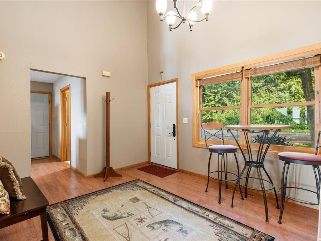 1987 townhouse for sale at 30926 N Lakeview Drive in Breezy Point, MN — 3 bed, 3 bath (photo 6 of 35)