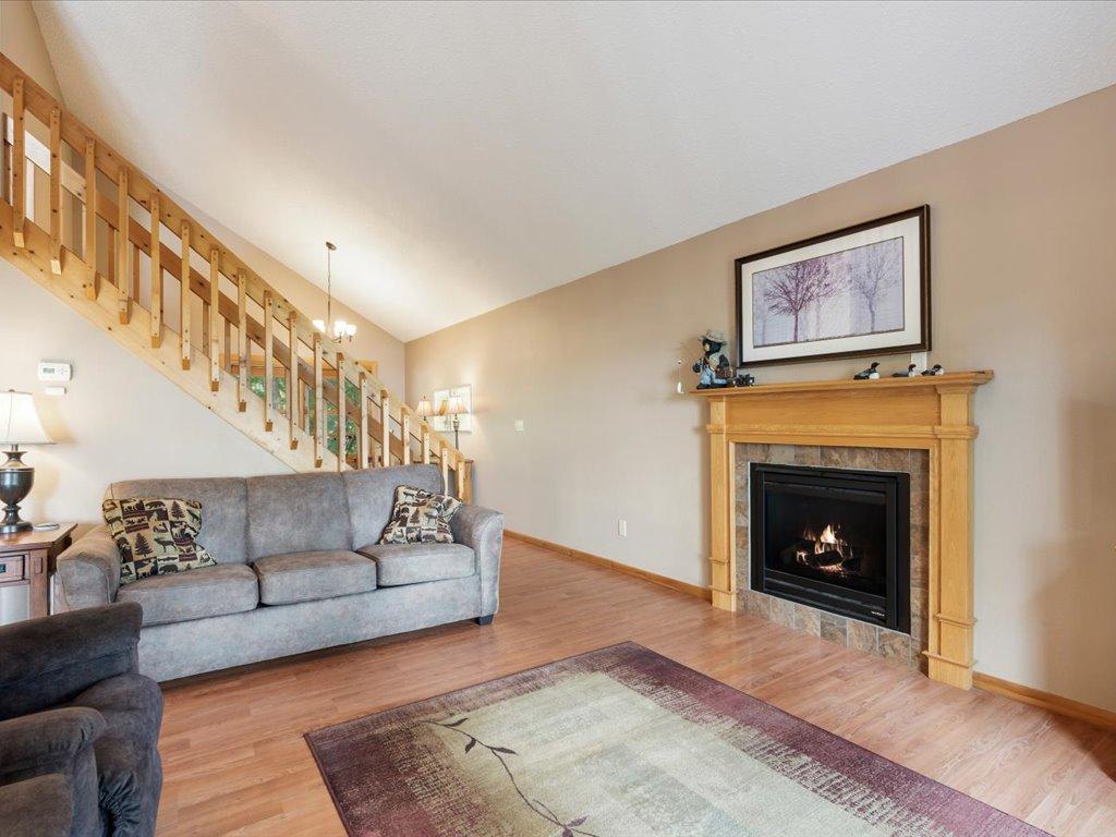1987 townhouse for sale at 30926 N Lakeview Drive in Breezy Point, MN — 3 bed, 3 bath (photo 8 of 35)