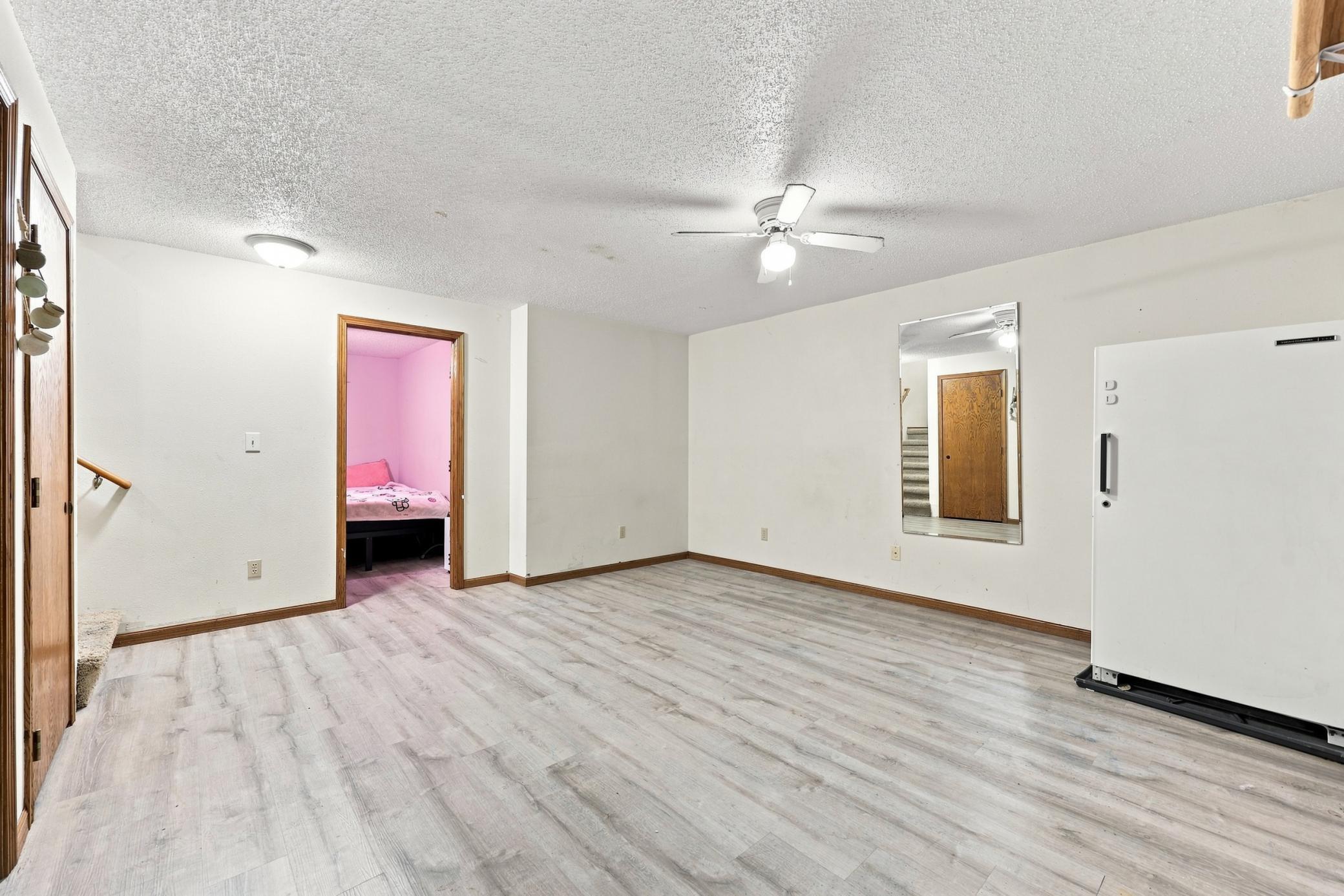 1983 townhouse for sale at 222 19th Street E in West Fargo, ND — 3 bed, 2 bath (photo 22 of 28)