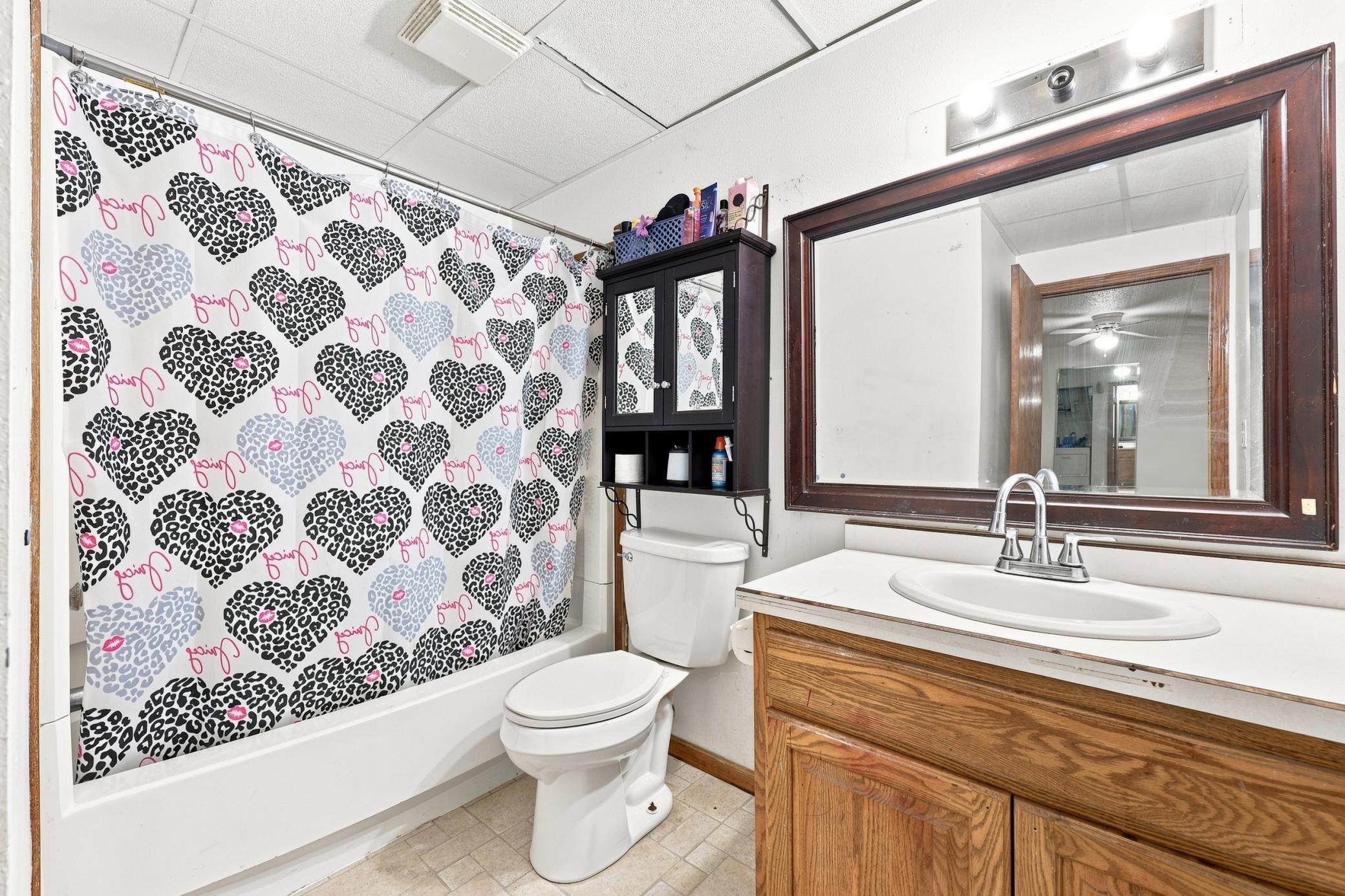 1983 townhouse for sale at 222 19th Street E in West Fargo, ND — 3 bed, 2 bath (photo 25 of 28)