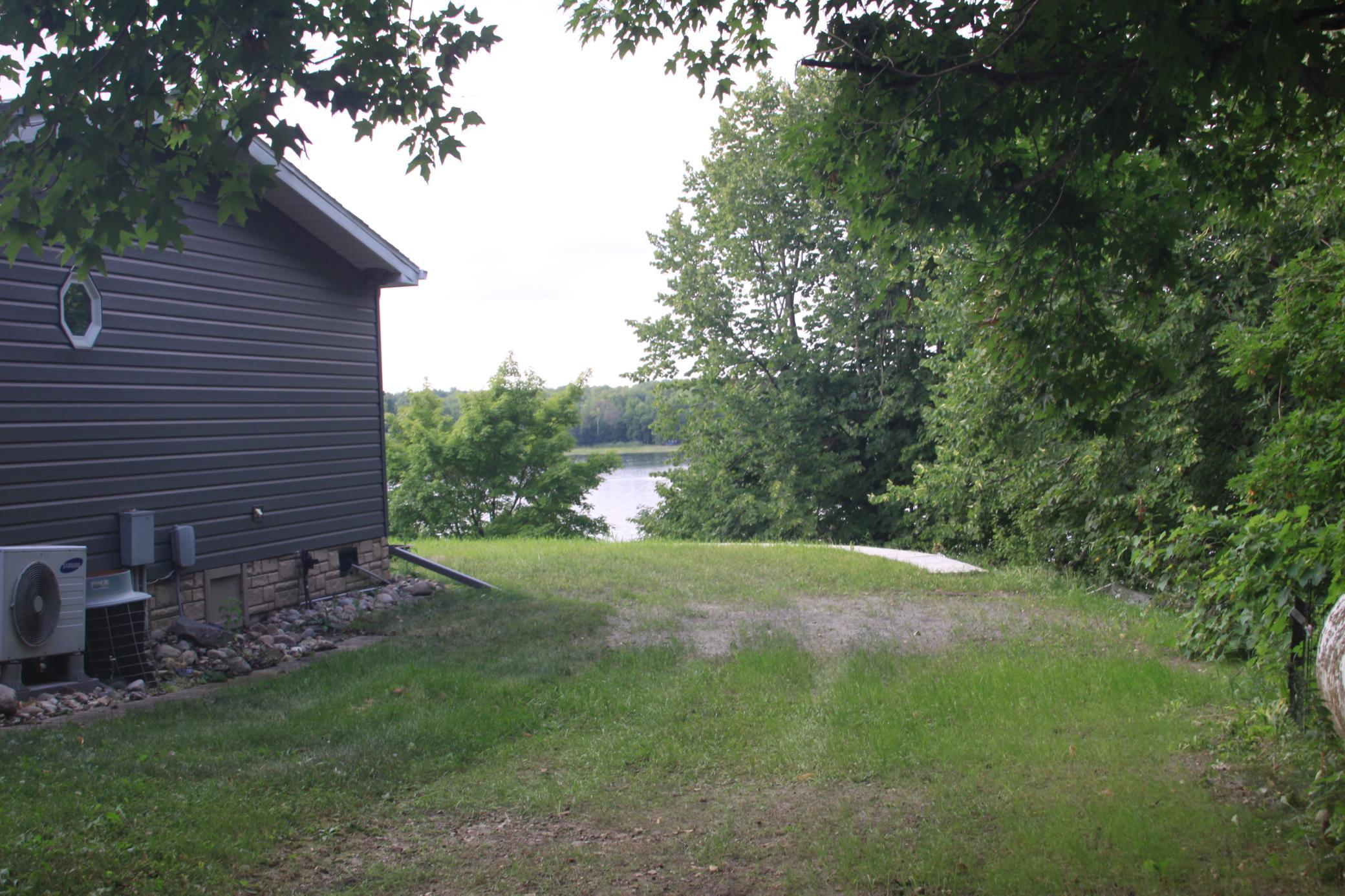 1996 single family home for sale at 38173 County Highway 34, Unit 0 in Ogema, MN — 5 bed, 2 bath (photo 5 of 29)