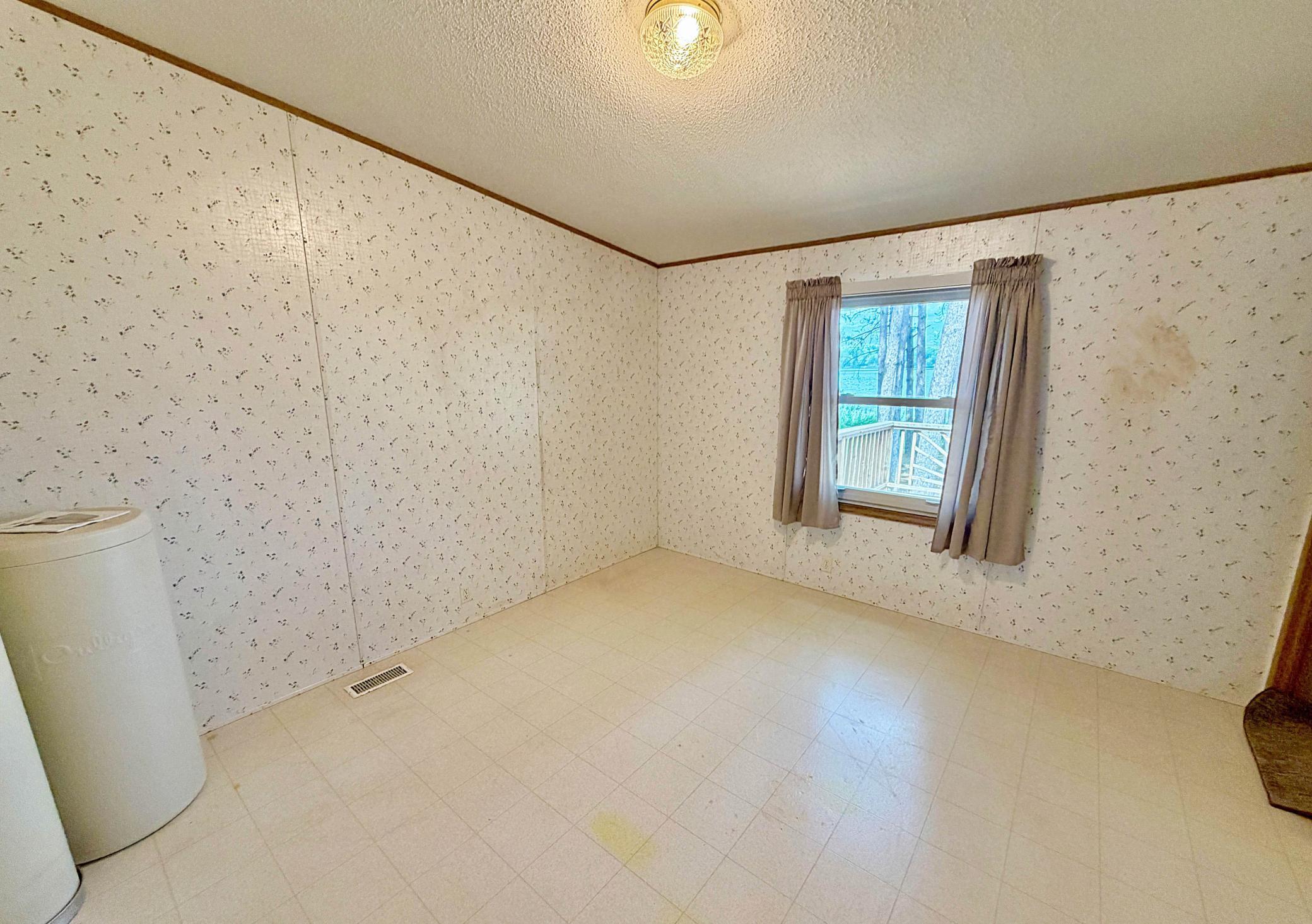 1998 single family home for sale at 30348 422nd Lane in Aitkin, MN — 3 bed, 2 bath (photo 23 of 51)