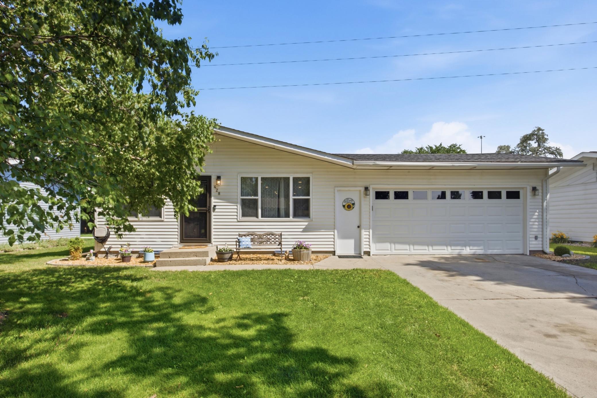 428 Brook Avenue, Moorhead MN 56560 - Photo 2 of 28