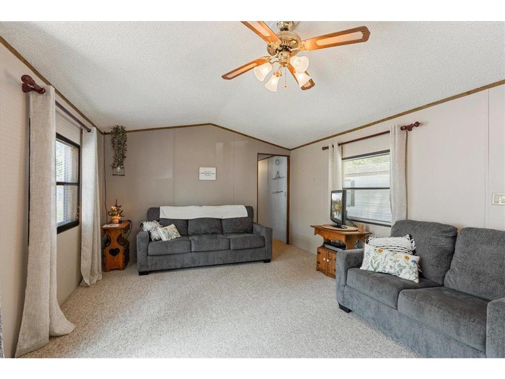 1991 single family home for sale at 15827 Wilderness Trail  Unit 100 in Crosslake, MN — 3 bed, 1 bath (photo 3 of 33)