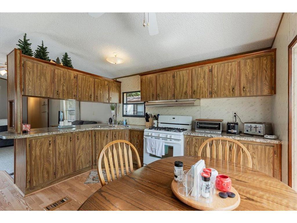 1991 single family home for sale at 15827 Wilderness Trail  Unit 100 in Crosslake, MN — 3 bed, 1 bath (photo 6 of 33)