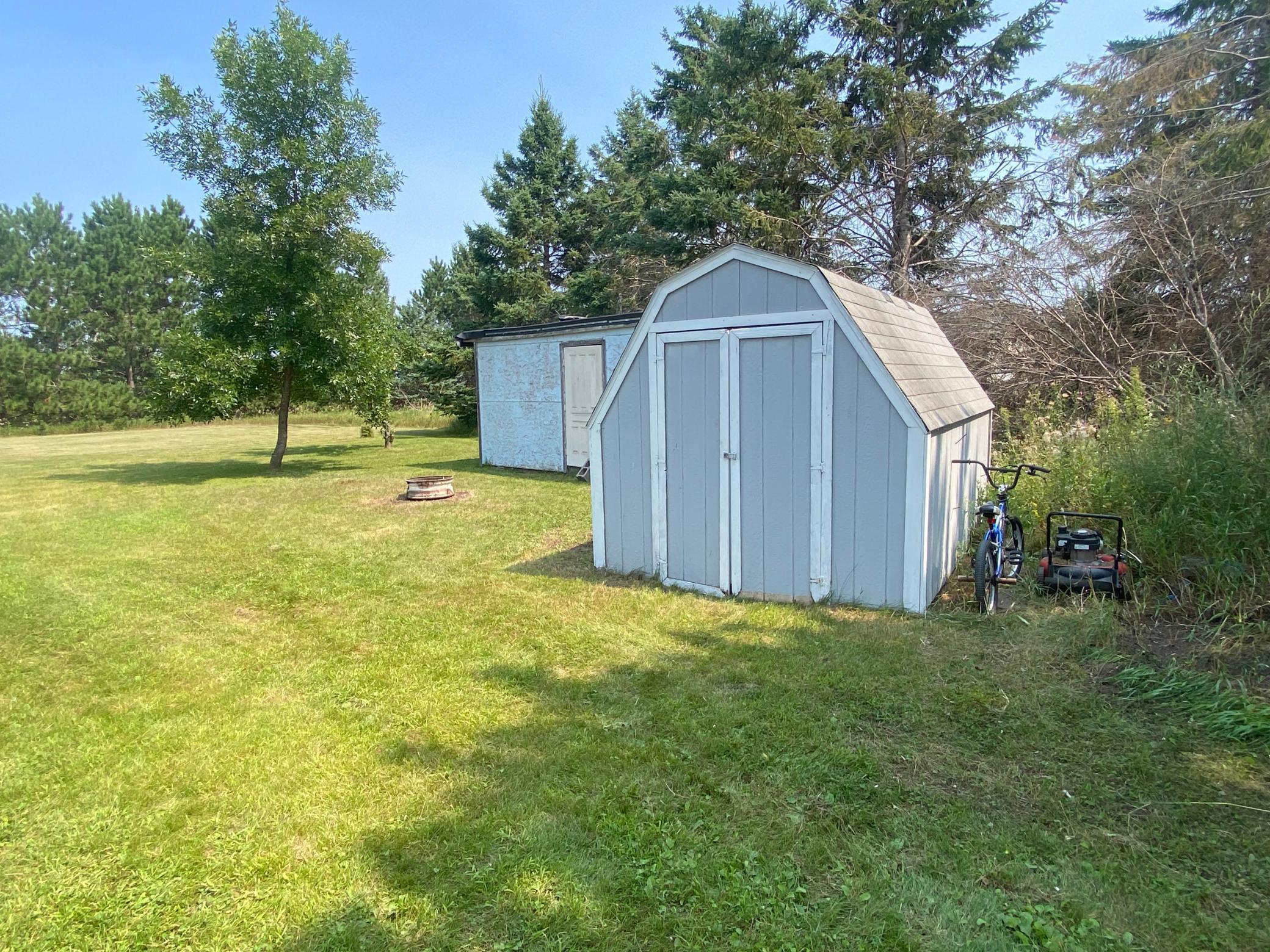 1996 single family home for sale at 1322 Augusta Drive NE in Bemidji, MN — 3 bed, 1 bath (photo 12 of 16)