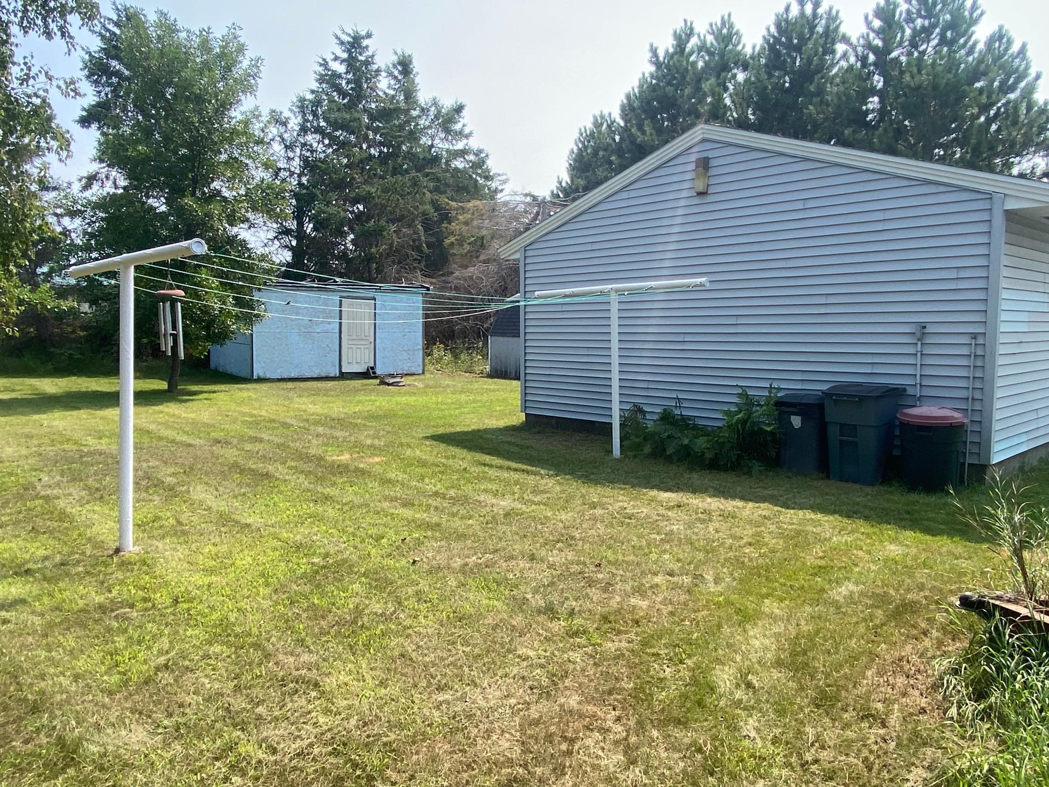 1996 single family home for sale at 1322 Augusta Drive NE in Bemidji, MN — 3 bed, 1 bath (photo 16 of 16)