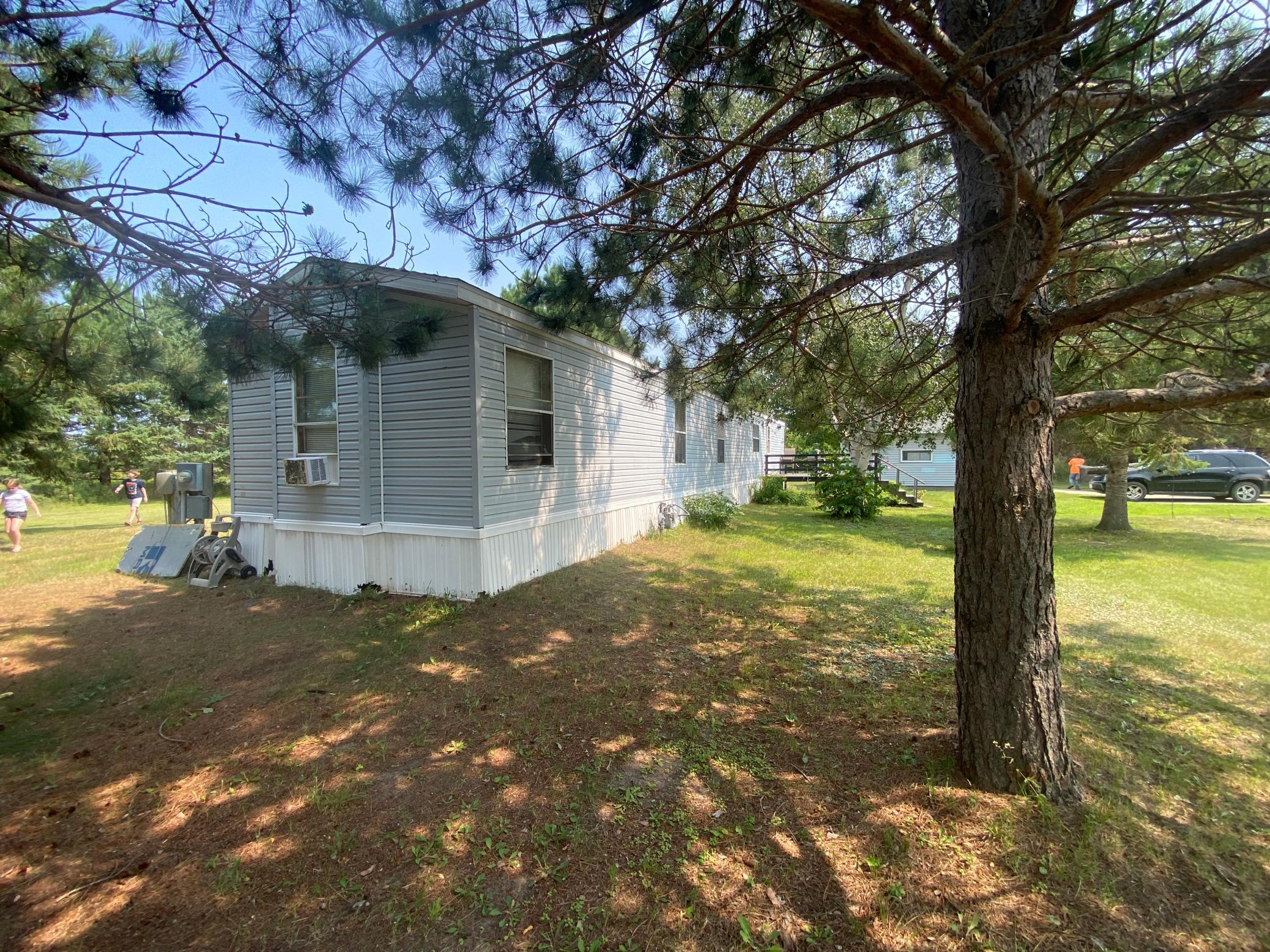 1996 single family home for sale at 1322 Augusta Drive NE in Bemidji, MN — 3 bed, 1 bath (photo 3 of 16)