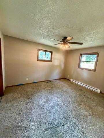 1960 single family home for sale at 205 9th Avenue E in Lisbon, ND — 3 bed, 2 bath (photo 24 of 31)