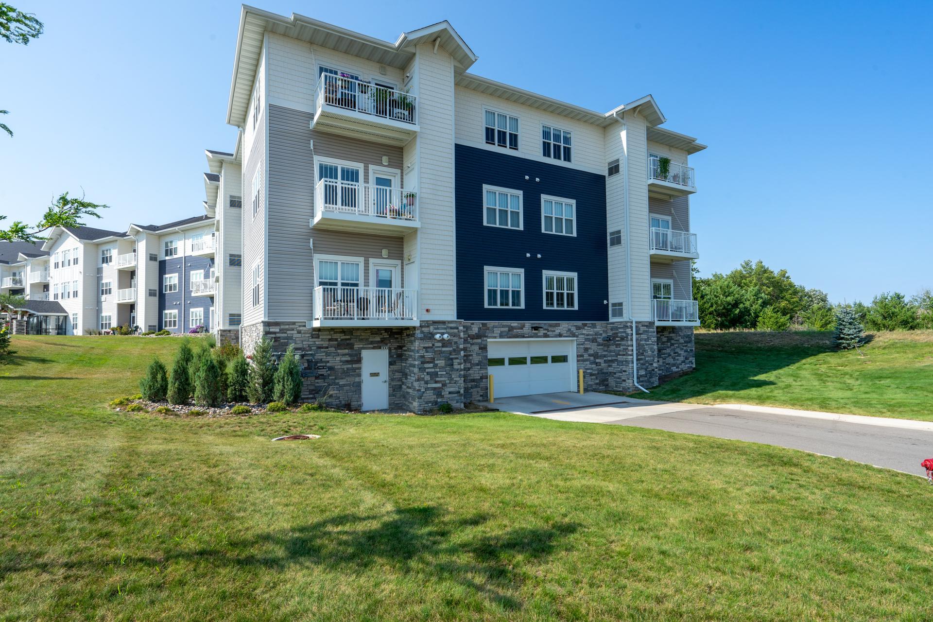 7084 Glory Road, Unit 303, Baxter MN 56425 - Photo 2 of 62