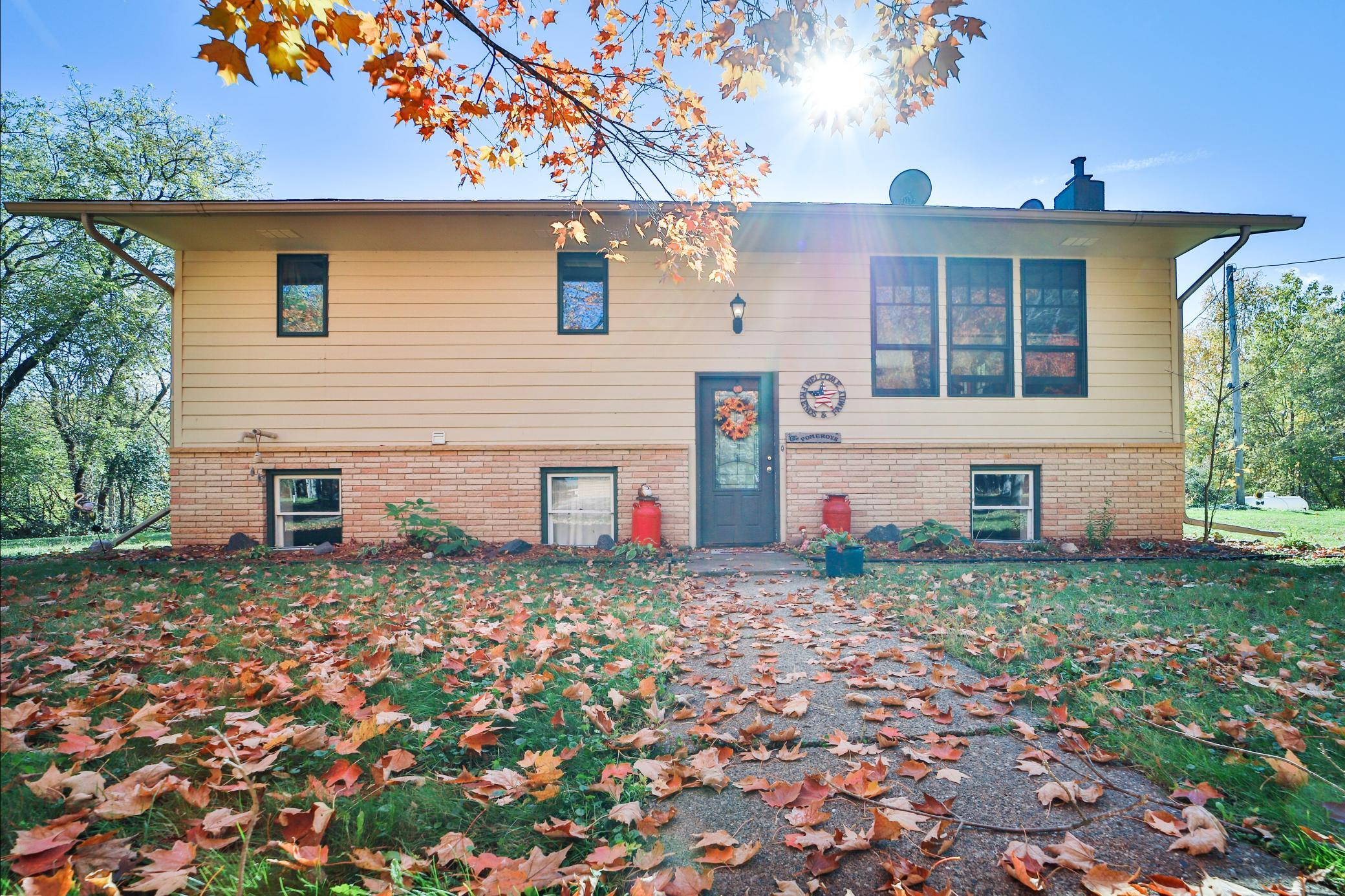 1980 single family home for sale at 15184 Damsgaard Road NE in Deerwood, MN — 3 bed, 3 bath (photo 2 of 61)