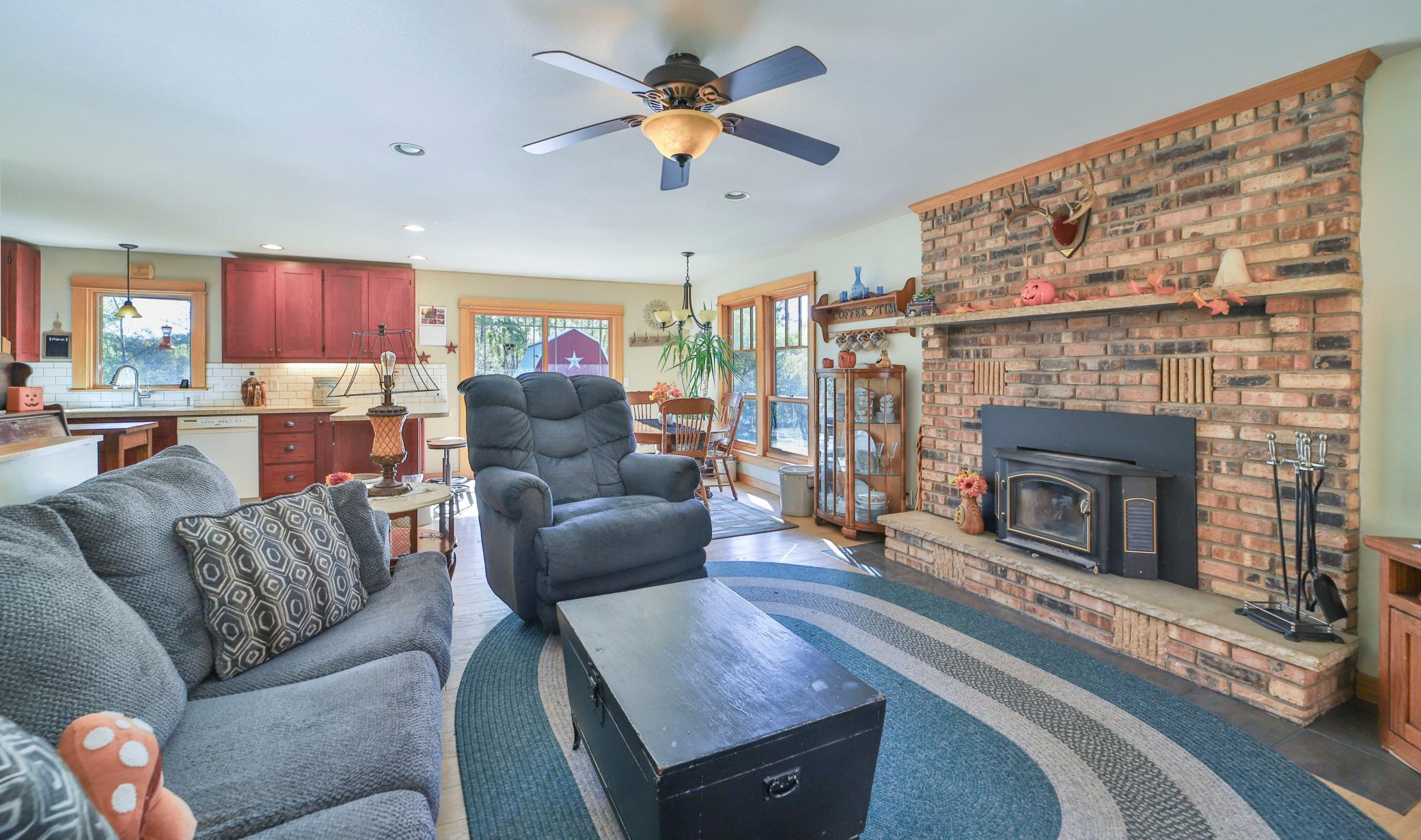 1980 single family home for sale at 15184 Damsgaard Road NE in Deerwood, MN — 3 bed, 3 bath (photo 17 of 61)