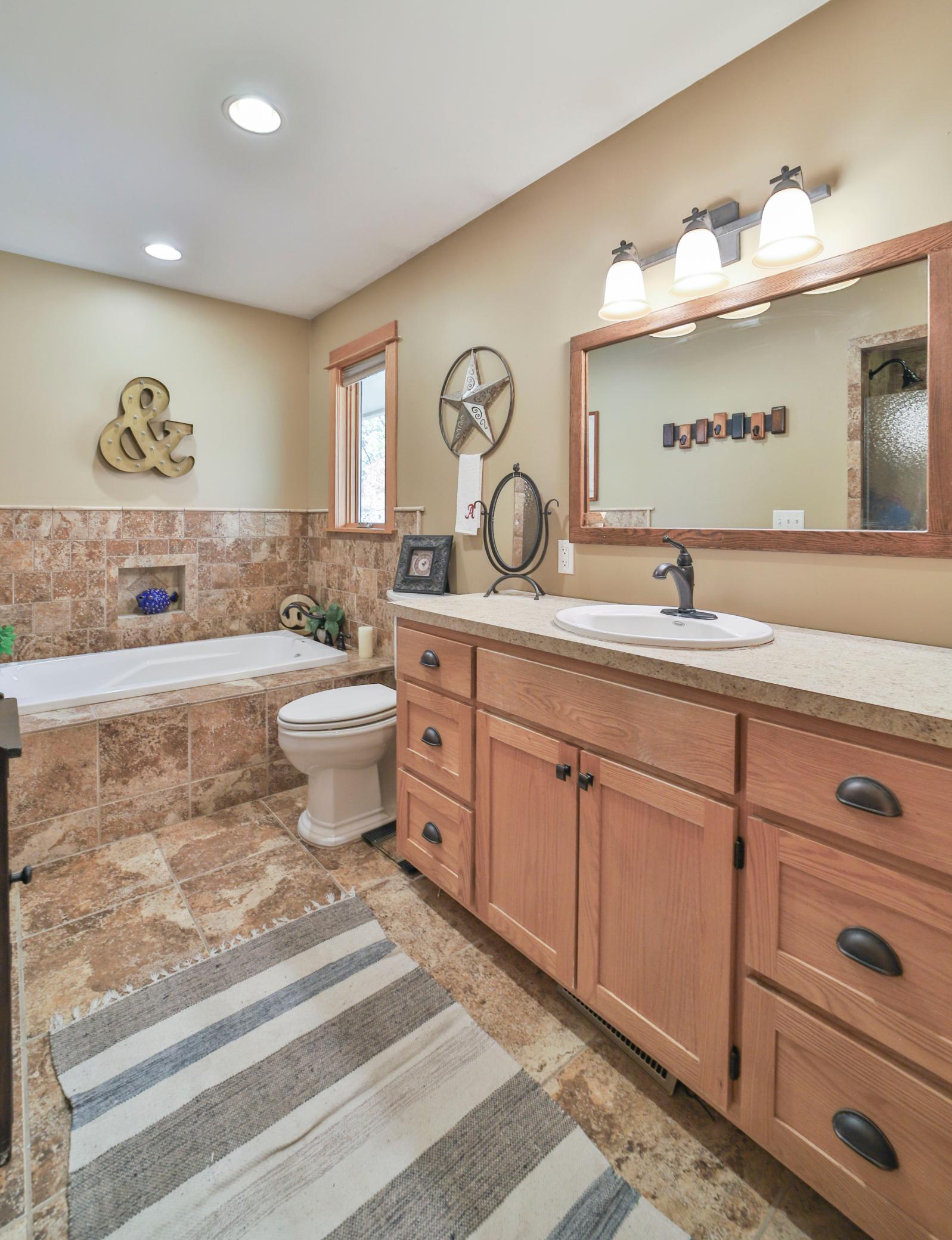 1980 single family home for sale at 15184 Damsgaard Road NE in Deerwood, MN — 3 bed, 3 bath (photo 27 of 61)