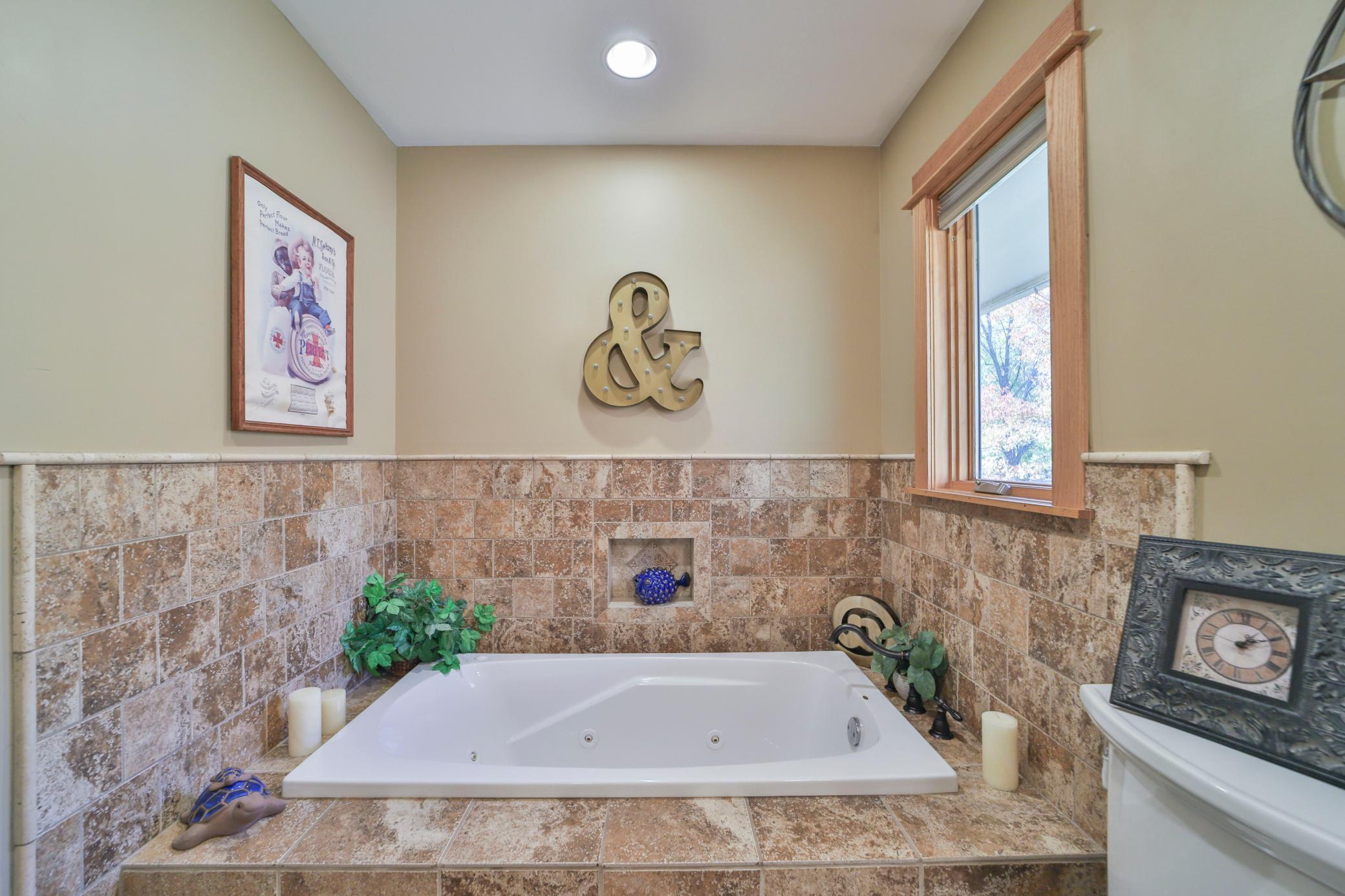 1980 single family home for sale at 15184 Damsgaard Road NE in Deerwood, MN — 3 bed, 3 bath (photo 28 of 61)