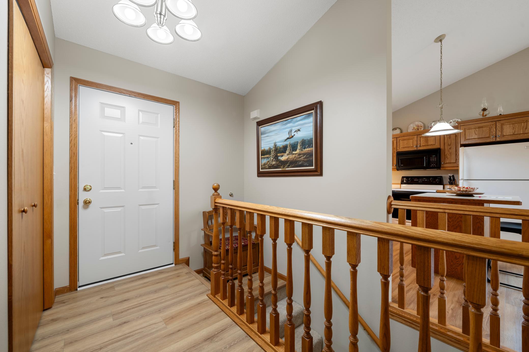 1998 single family home for sale at 1276 Westbrook Circle in Alexandria, MN — 2 bed, 3 bath (photo 12 of 52)