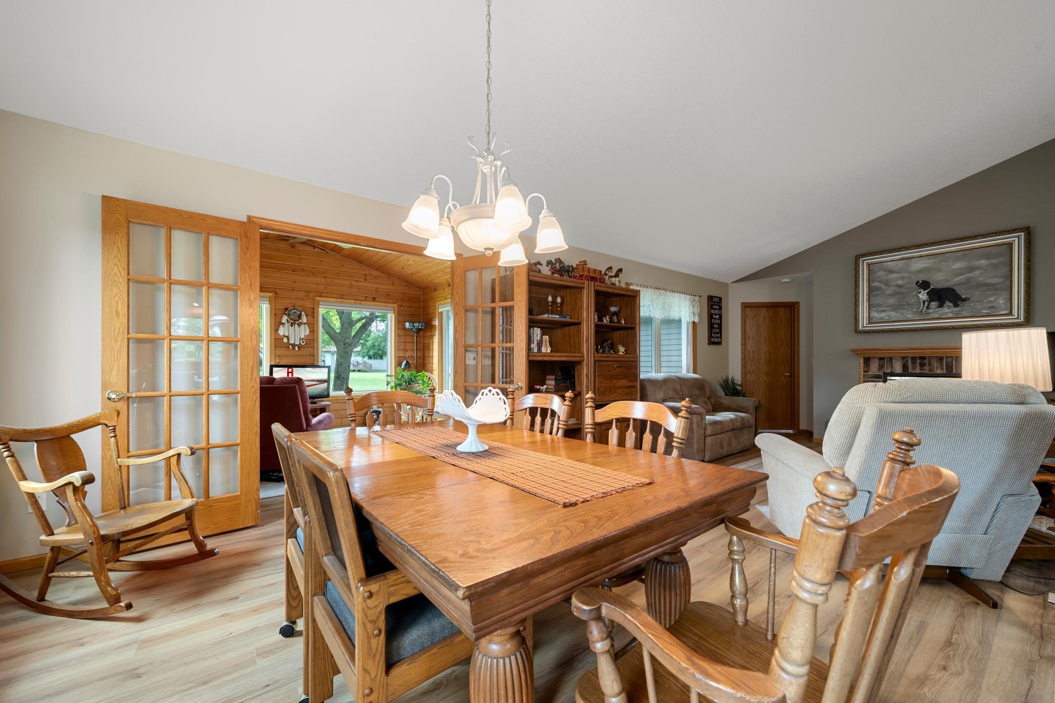 1998 single family home for sale at 1276 Westbrook Circle in Alexandria, MN — 2 bed, 3 bath (photo 19 of 52)