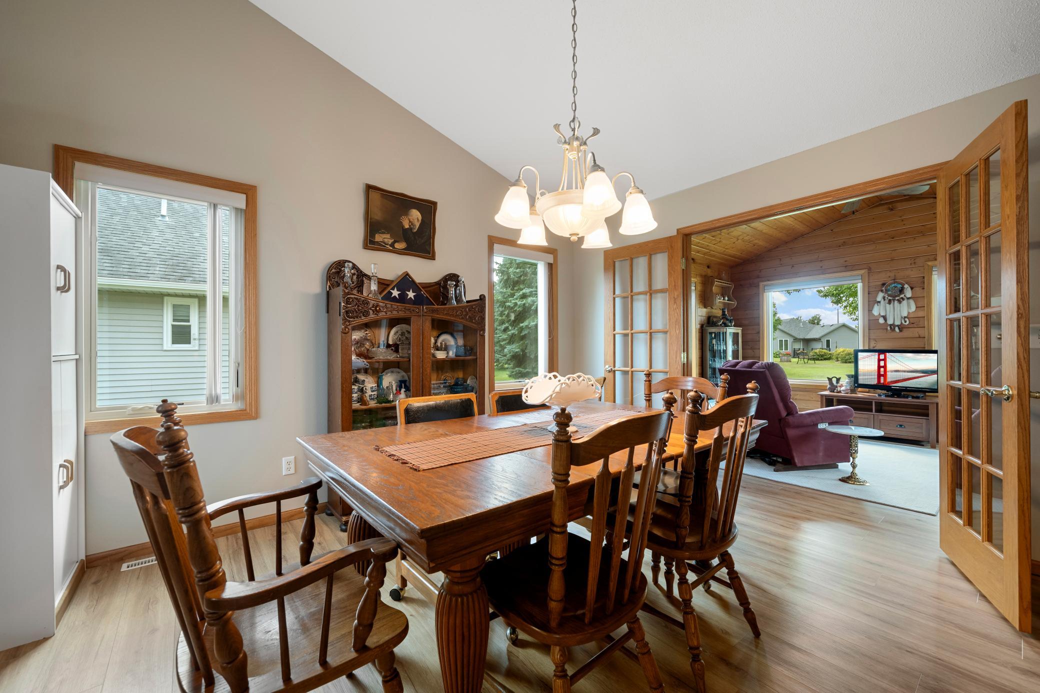 1998 single family home for sale at 1276 Westbrook Circle in Alexandria, MN — 2 bed, 3 bath (photo 20 of 52)