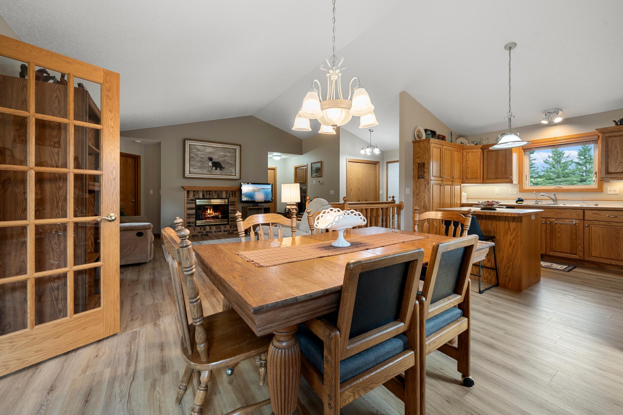 1998 single family home for sale at 1276 Westbrook Circle in Alexandria, MN — 2 bed, 3 bath (photo 22 of 52)