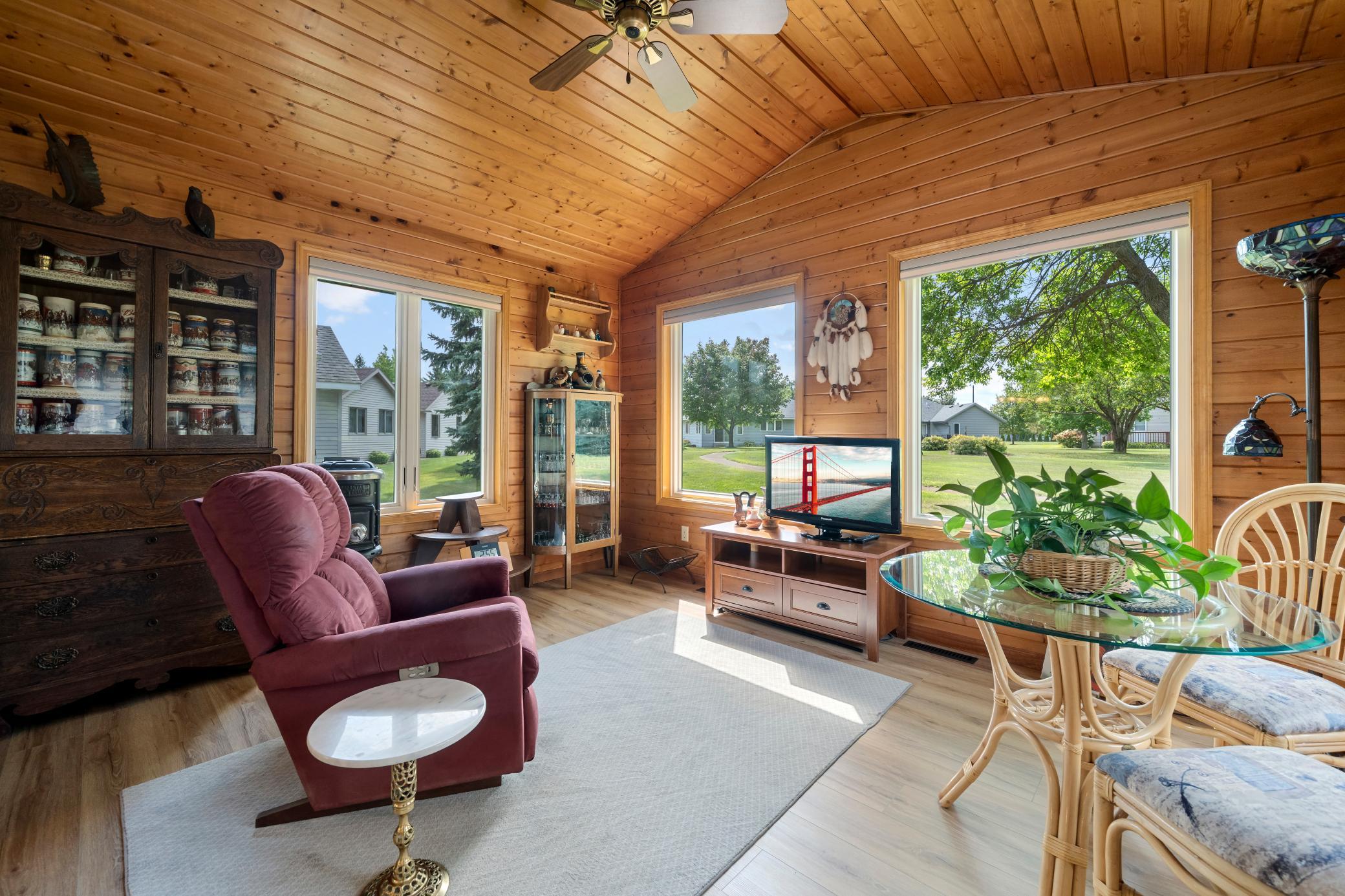 1998 single family home for sale at 1276 Westbrook Circle in Alexandria, MN — 2 bed, 3 bath (photo 24 of 52)