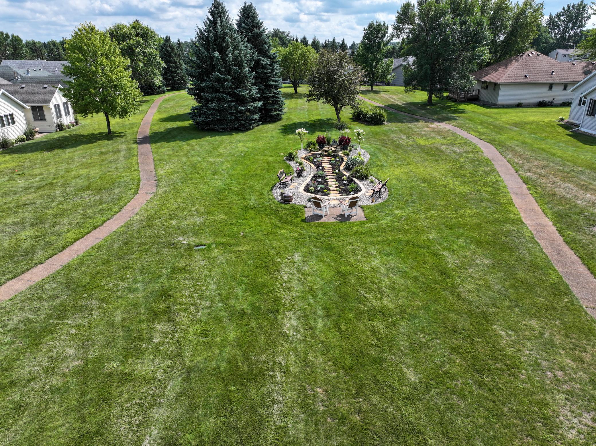 1998 single family home for sale at 1276 Westbrook Circle in Alexandria, MN — 2 bed, 3 bath (photo 50 of 52)