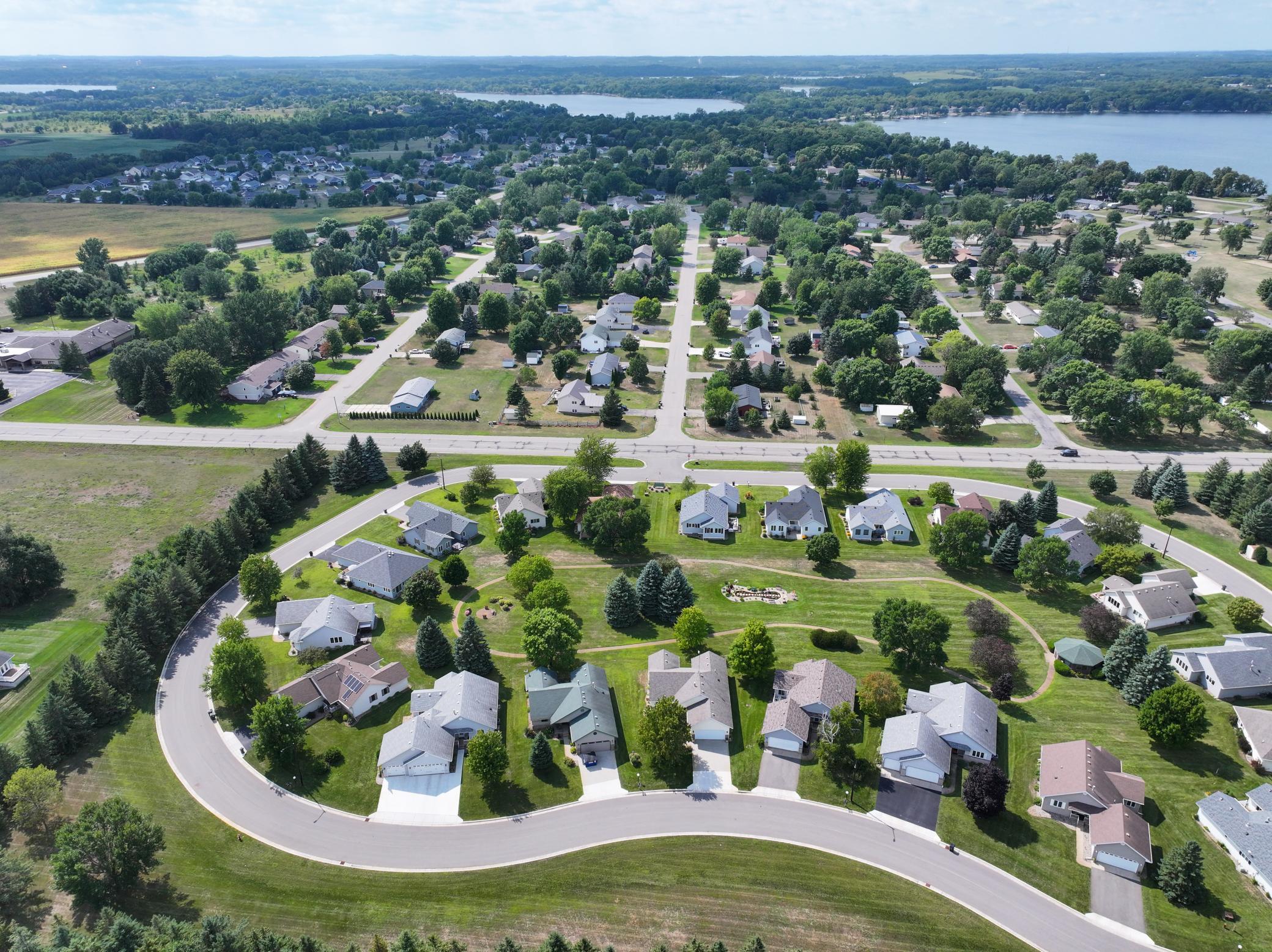 1998 single family home for sale at 1276 Westbrook Circle in Alexandria, MN — 2 bed, 3 bath (photo 51 of 52)