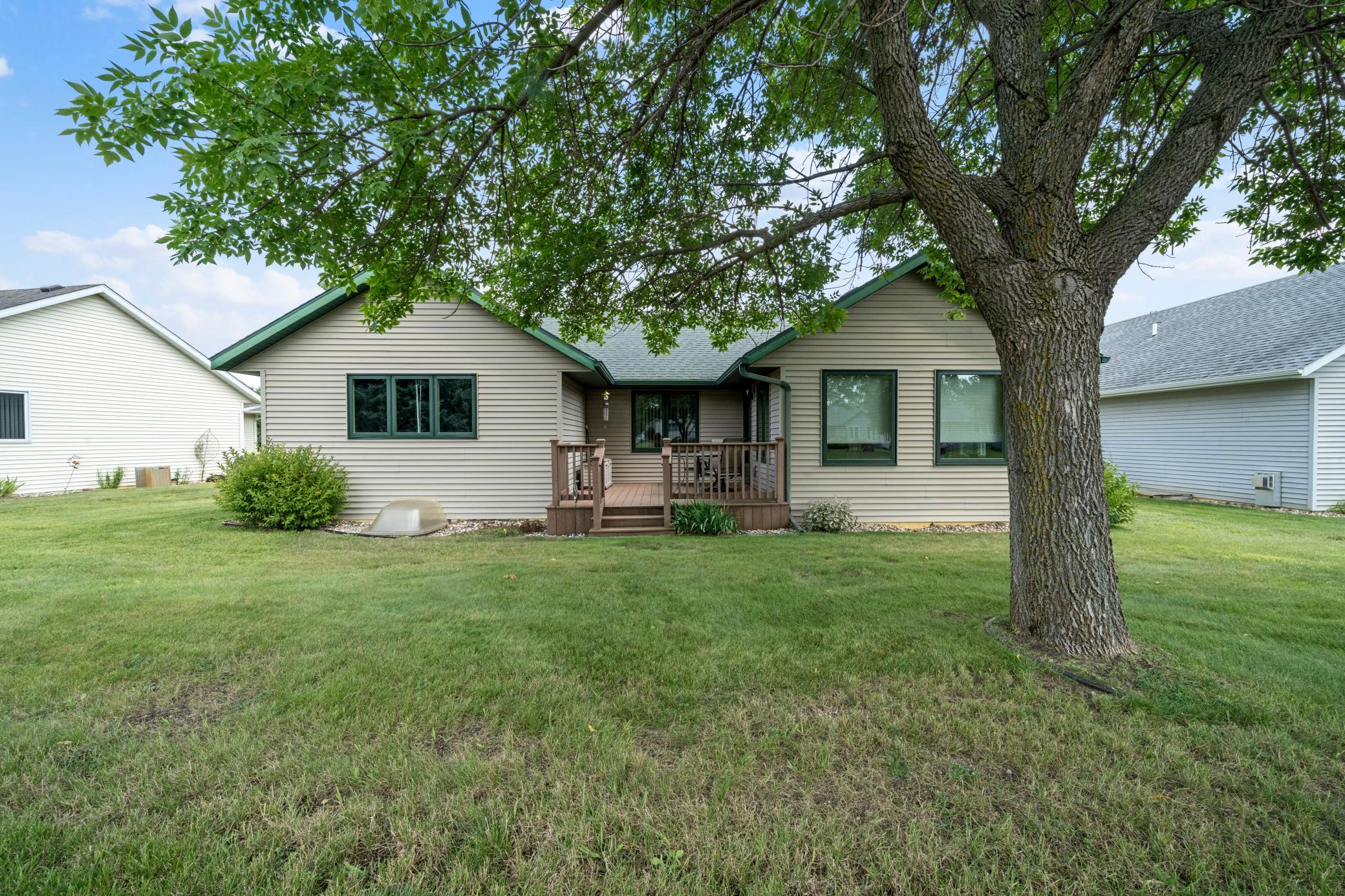 1998 single family home for sale at 1276 Westbrook Circle in Alexandria, MN — 2 bed, 3 bath (photo 7 of 52)