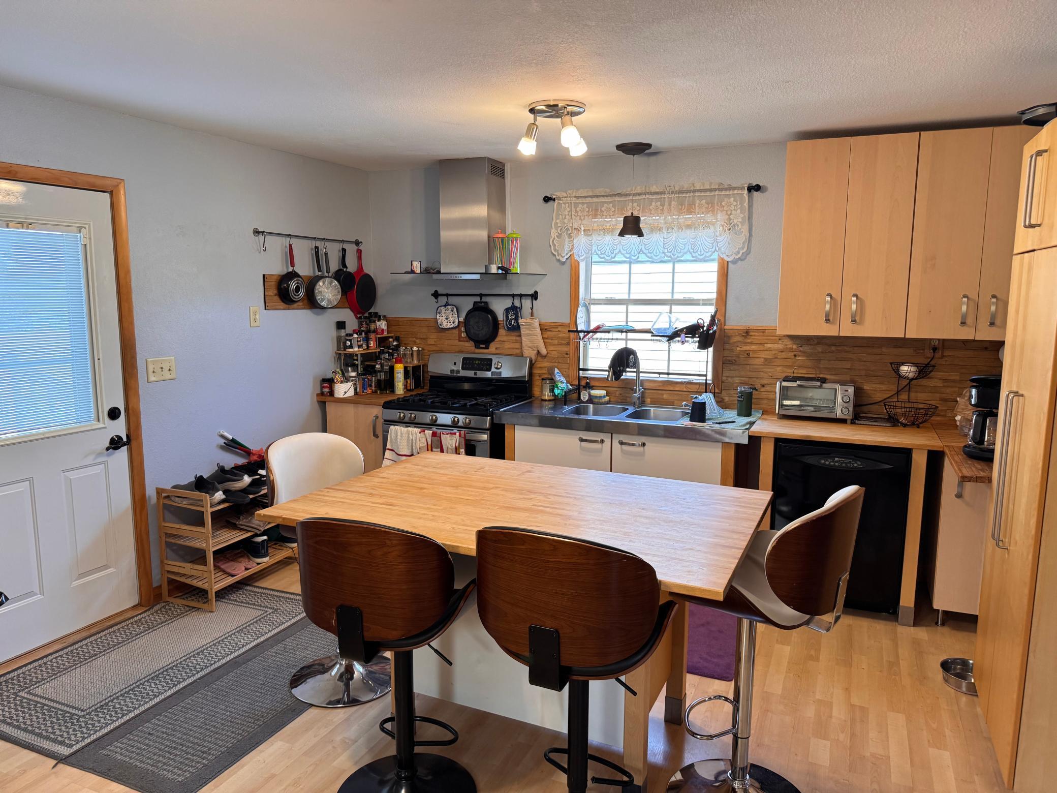 1948 single family home for sale at 49723 Leaf River Road in Ottertail, MN — 3 bed, 2 bath (photo 8 of 17)