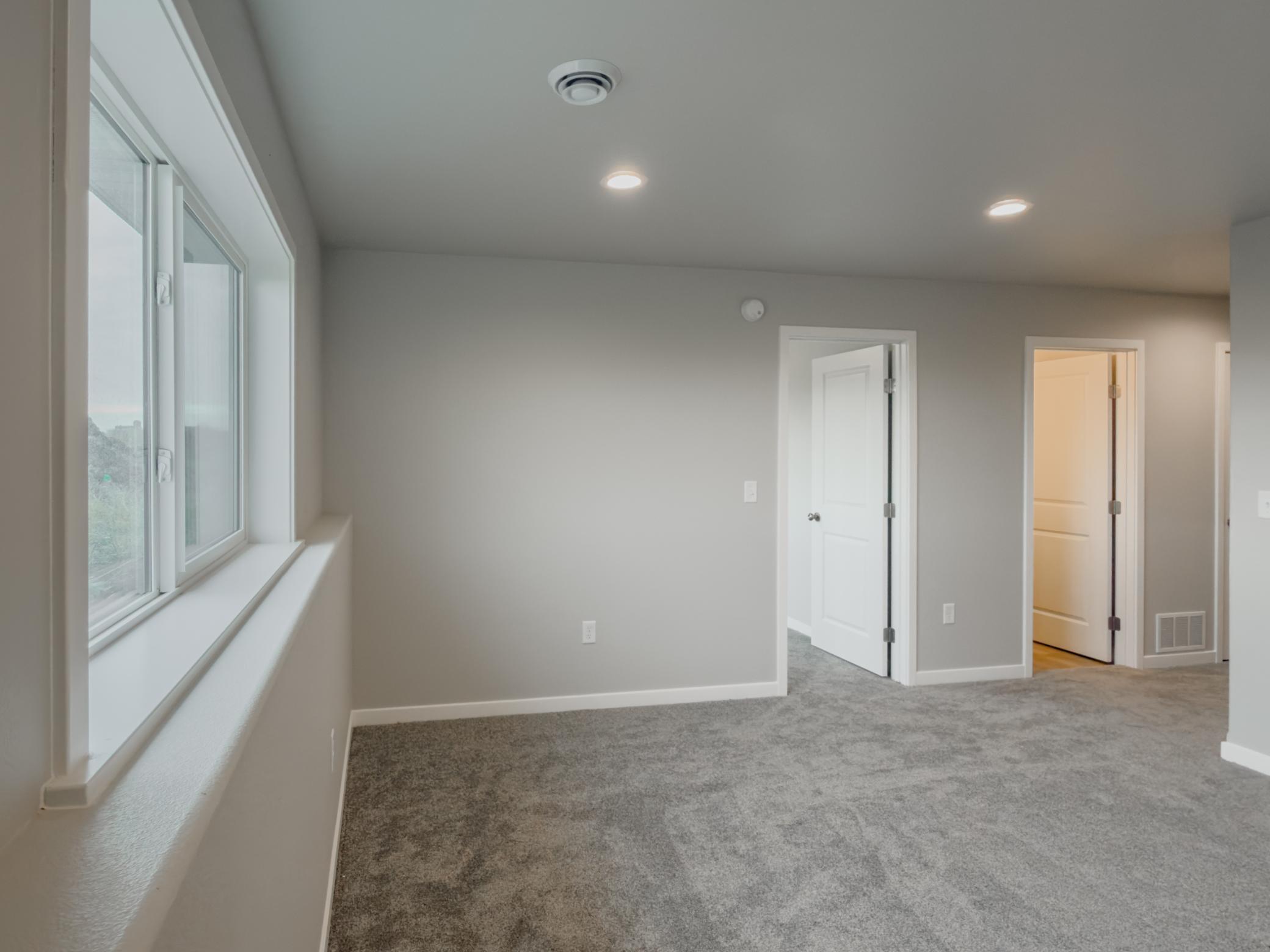 2026 single family home for sale at 1872 19th Avenue N in Wahpeton, ND — 4 bed, 3 bath (photo 18 of 22)