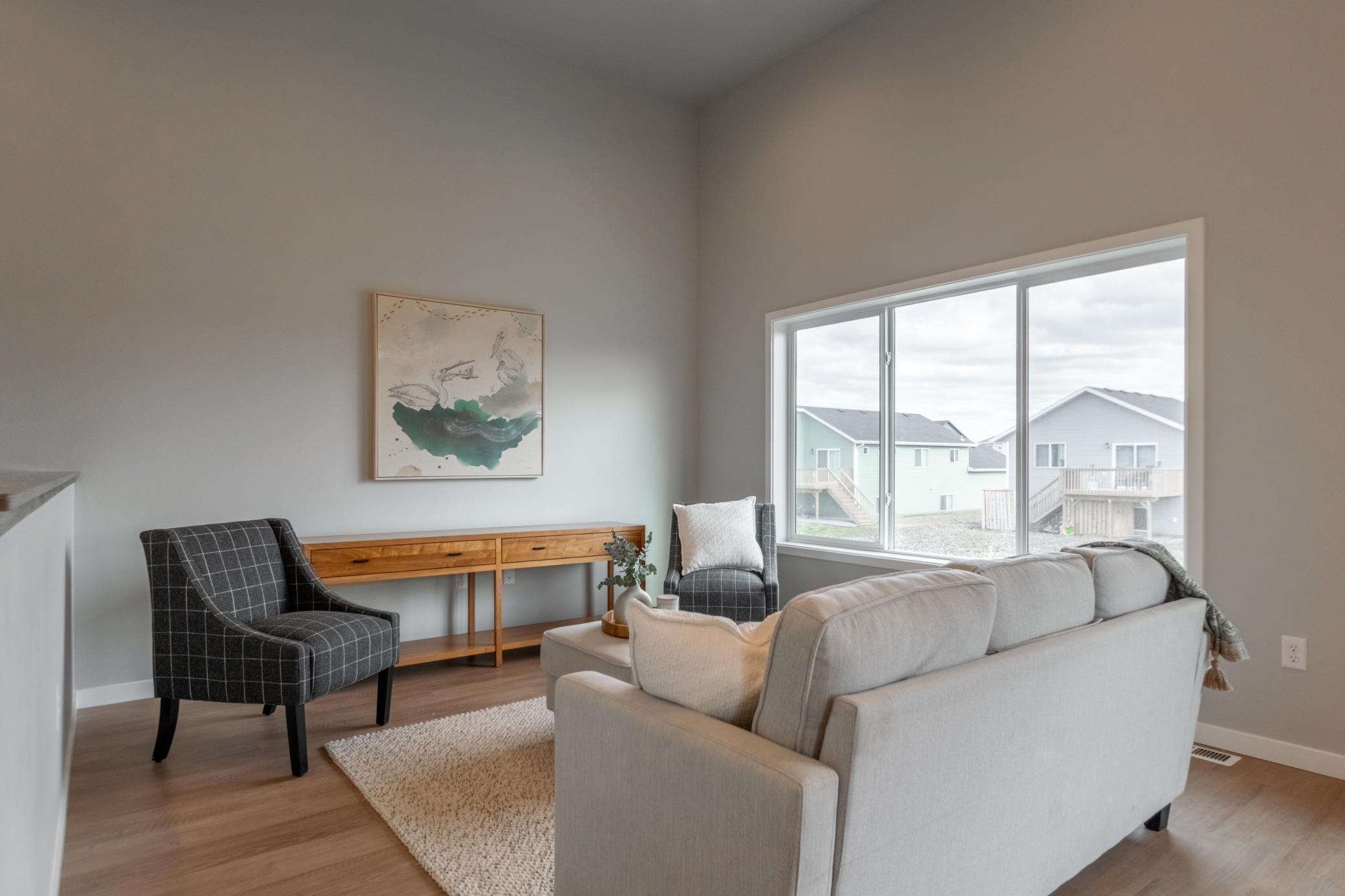2026 single family home for sale at 1776 19th Avenue N in Wahpeton, ND — 3 bed, 2 bath (photo 7 of 15)