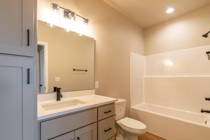 2026 single family home for sale at 1897 19th Avenue N in Wahpeton, ND — 3 bed, 2 bath (photo 16 of 16)