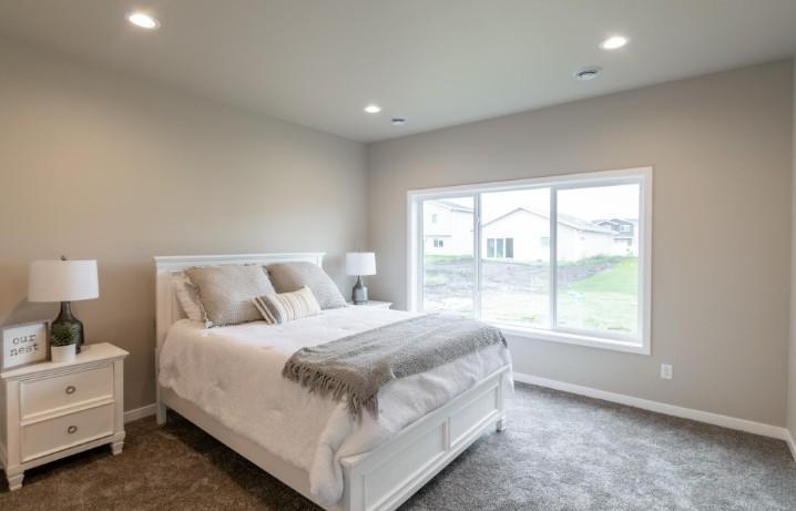 2026 single family home for sale at 1897 19th Avenue N in Wahpeton, ND — 3 bed, 2 bath (photo 10 of 16)