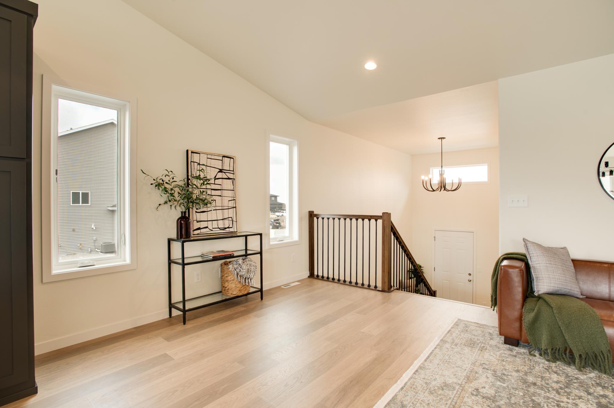 6739 Selkirk Drive S, Fargo ND 58104 - Photo 4 of 23