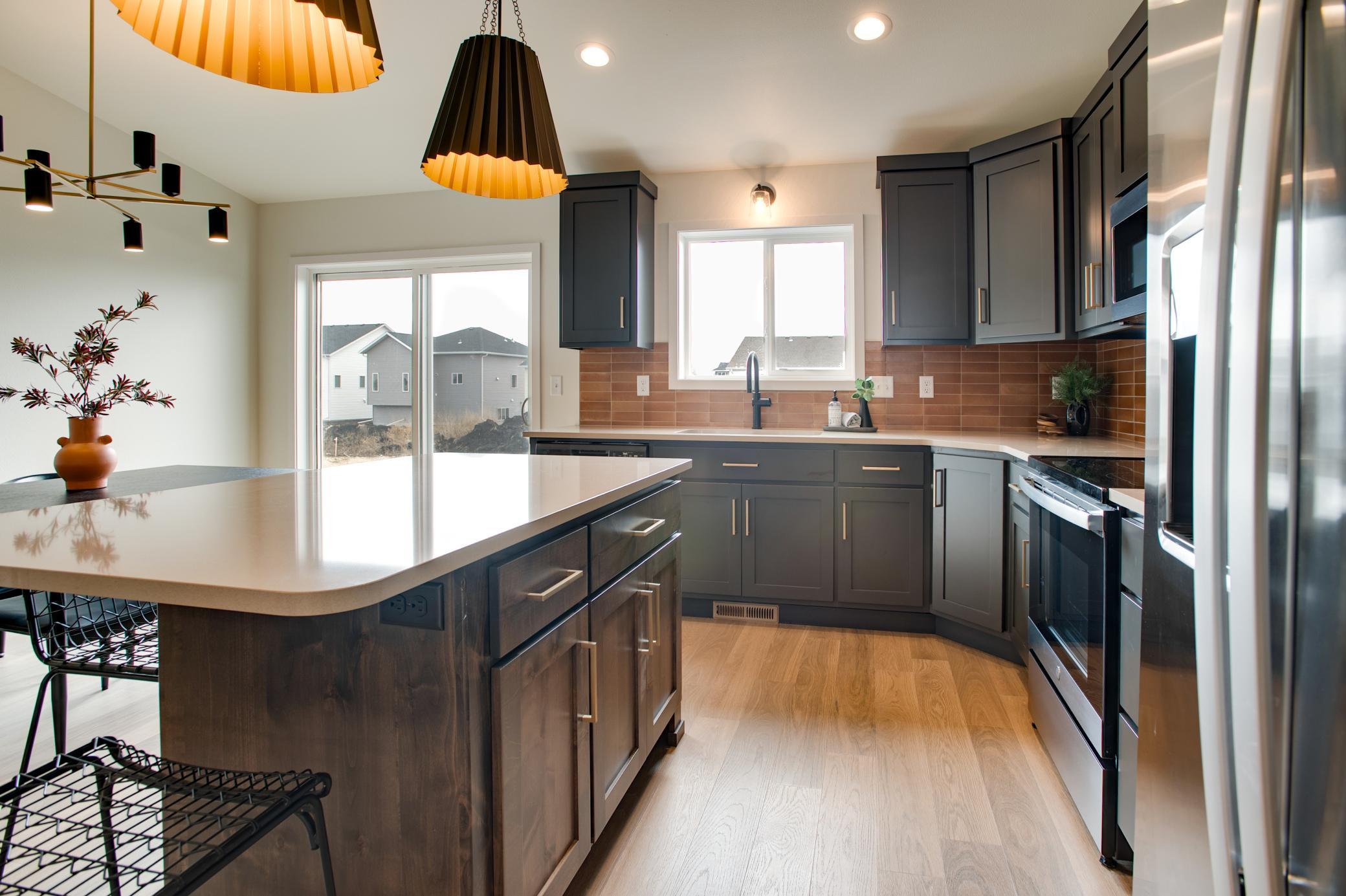 6739 Selkirk Drive S, Fargo ND 58104 - Photo 9 of 23