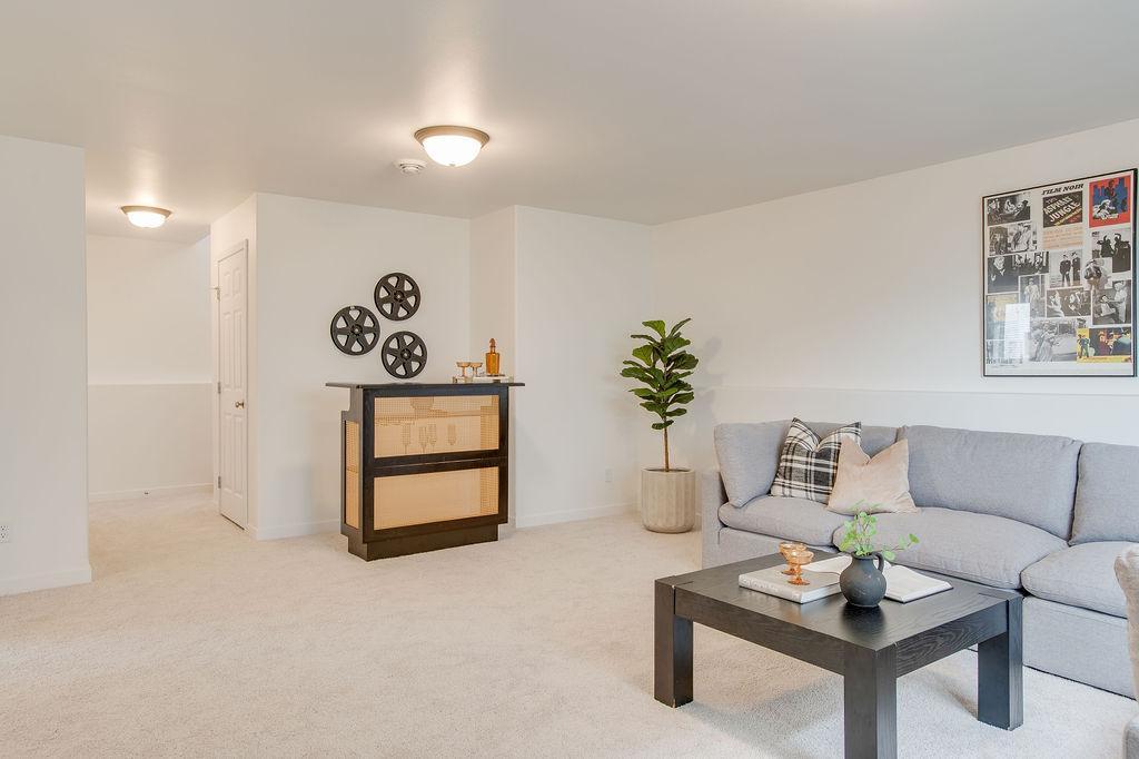 2026 single family home for sale at 6739 Selkirk Drive S in Fargo, ND — 4 bed, 3 bath (photo 35 of 43)