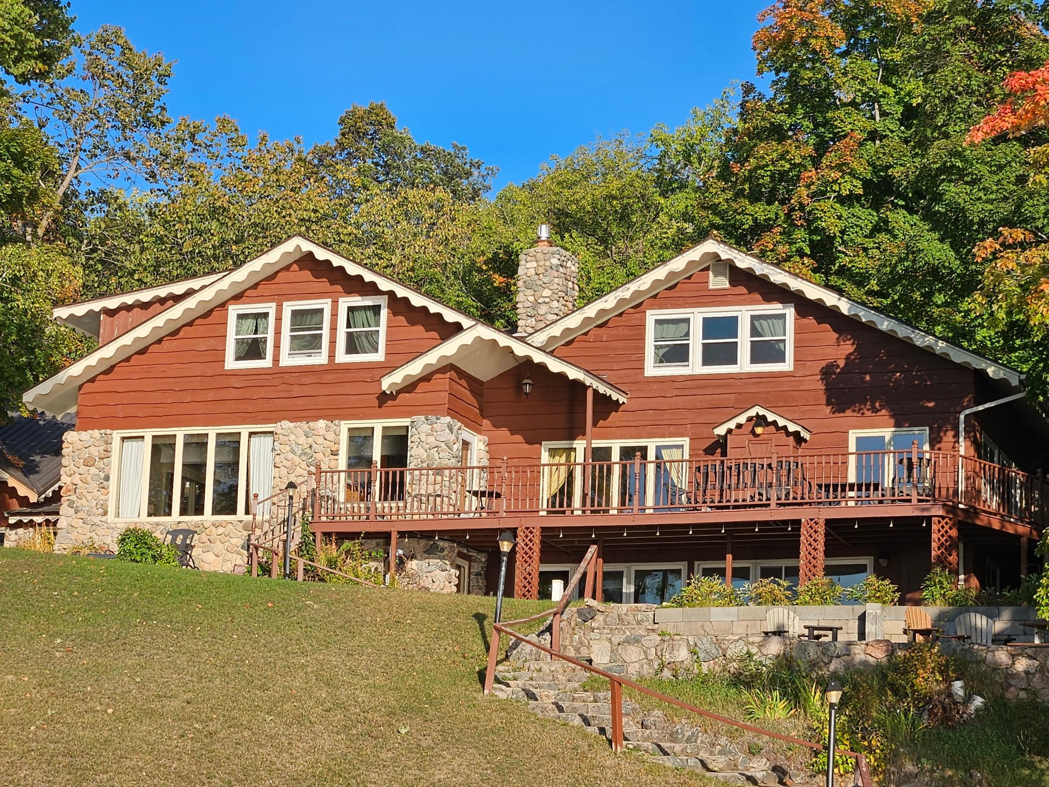 1960 single family home for sale at 51097 E Wymer Lake Road in Frazee, MN — 10 bed, 6 bath (photo 2 of 109)