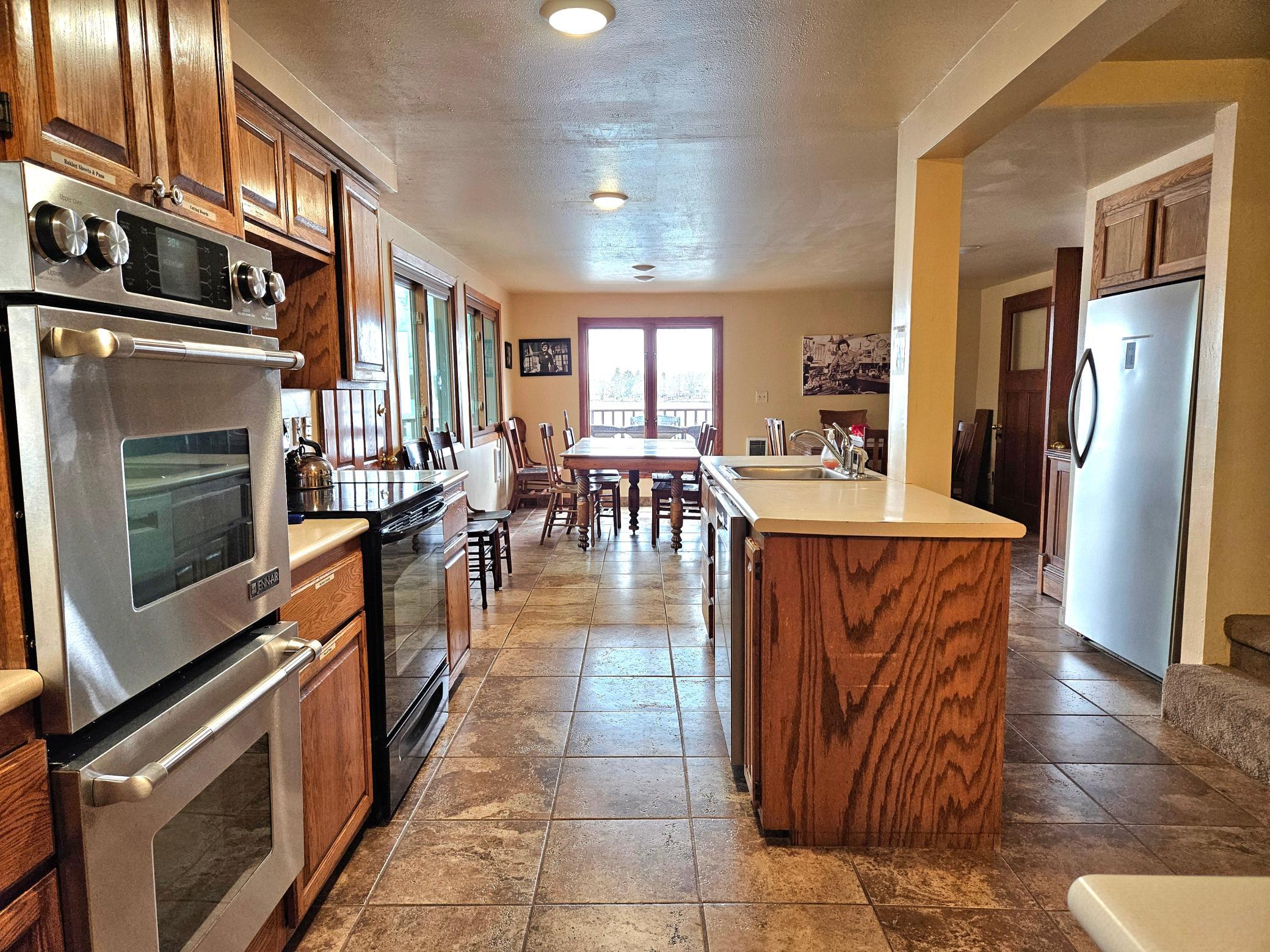 1960 single family home for sale at 51097 E Wymer Lake Road in Frazee, MN — 10 bed, 6 bath (photo 11 of 109)