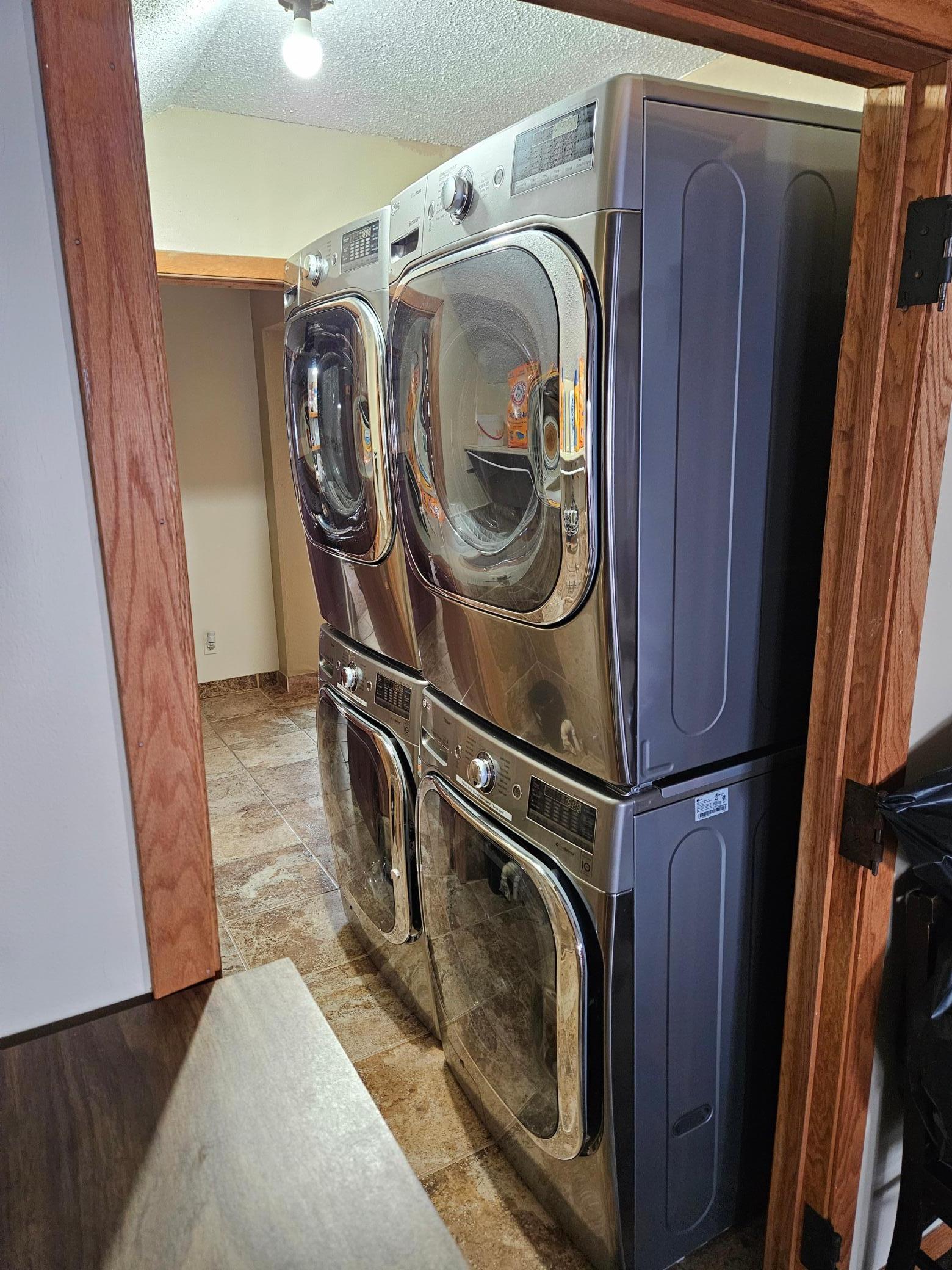 1960 single family home for sale at 51097 E Wymer Lake Road in Frazee, MN — 10 bed, 6 bath (photo 27 of 109)