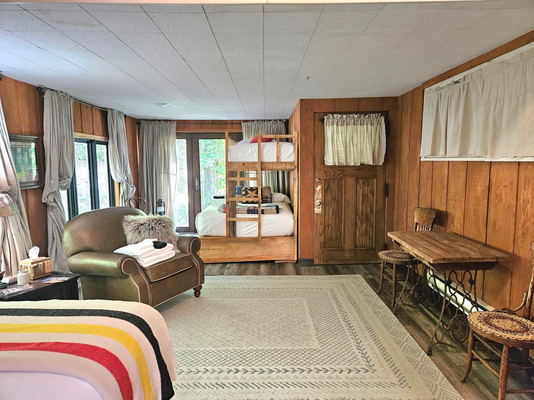 1960 single family home for sale at 51097 E Wymer Lake Road in Frazee, MN — 10 bed, 6 bath (photo 54 of 109)