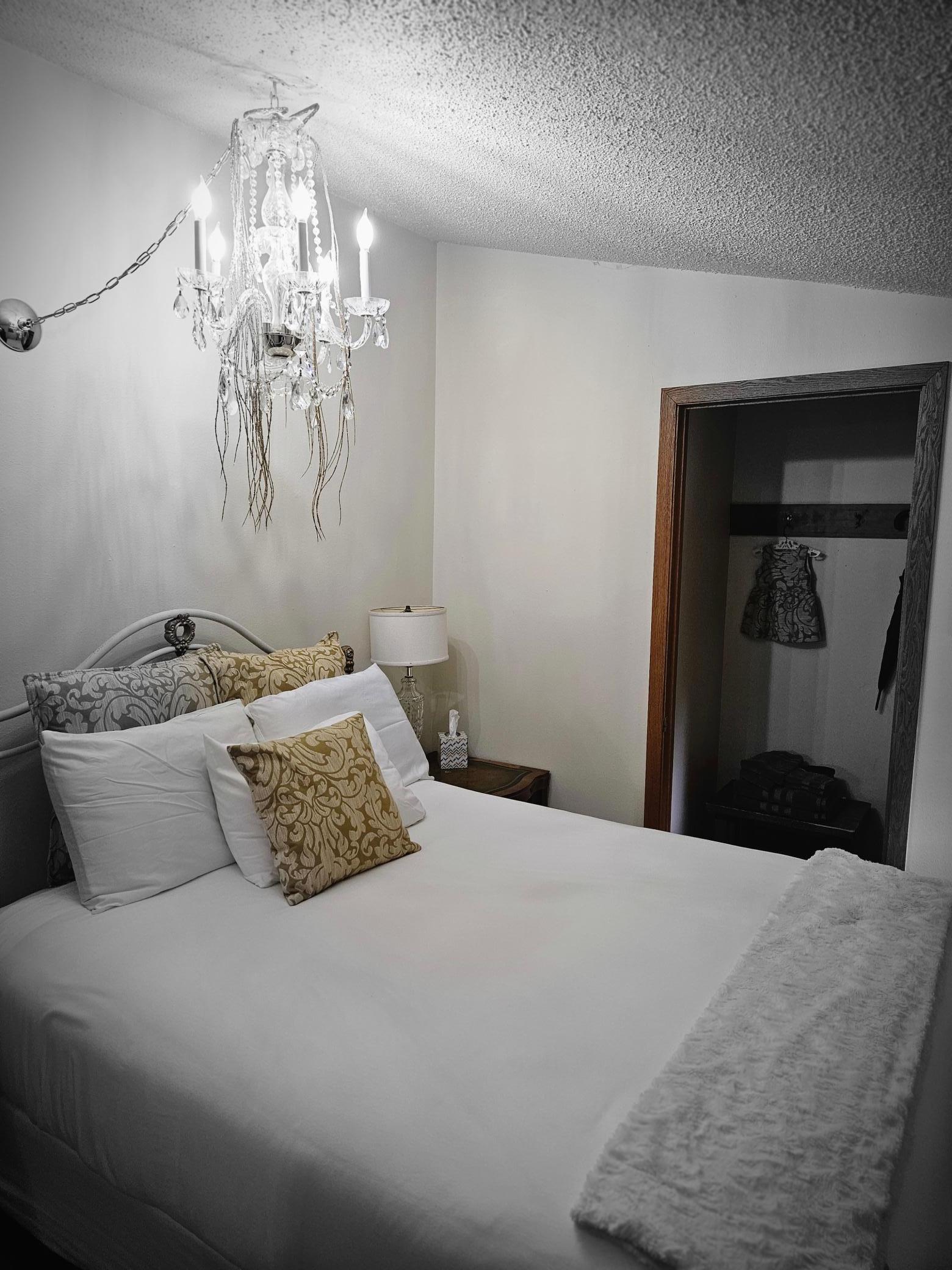 1960 single family home for sale at 51097 E Wymer Lake Road in Frazee, MN — 10 bed, 6 bath (photo 76 of 109)