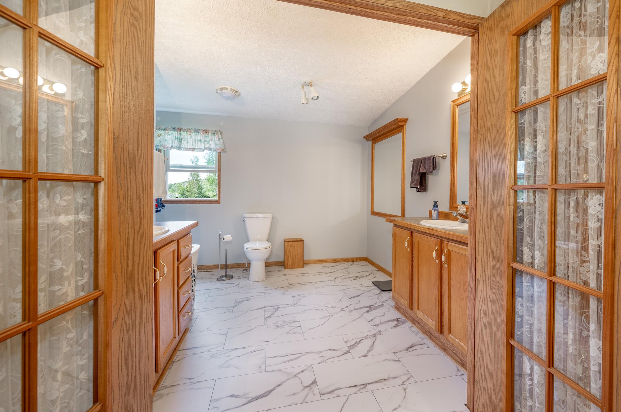 2001 single family home for sale at 27668 Clearwater Road in Grand Rapids, MN — 3 bed, 2 bath (photo 20 of 38)